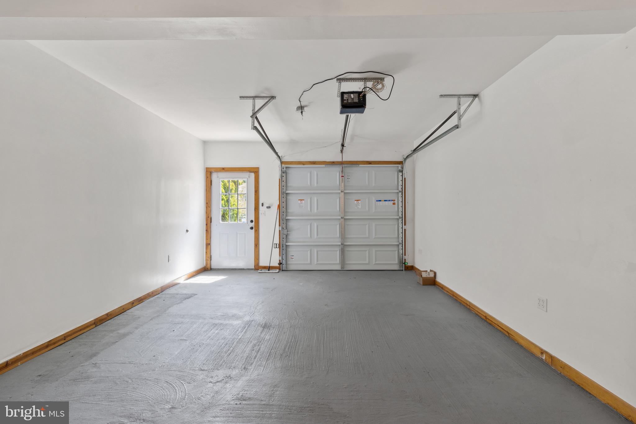 BRENTWOOD - Residential