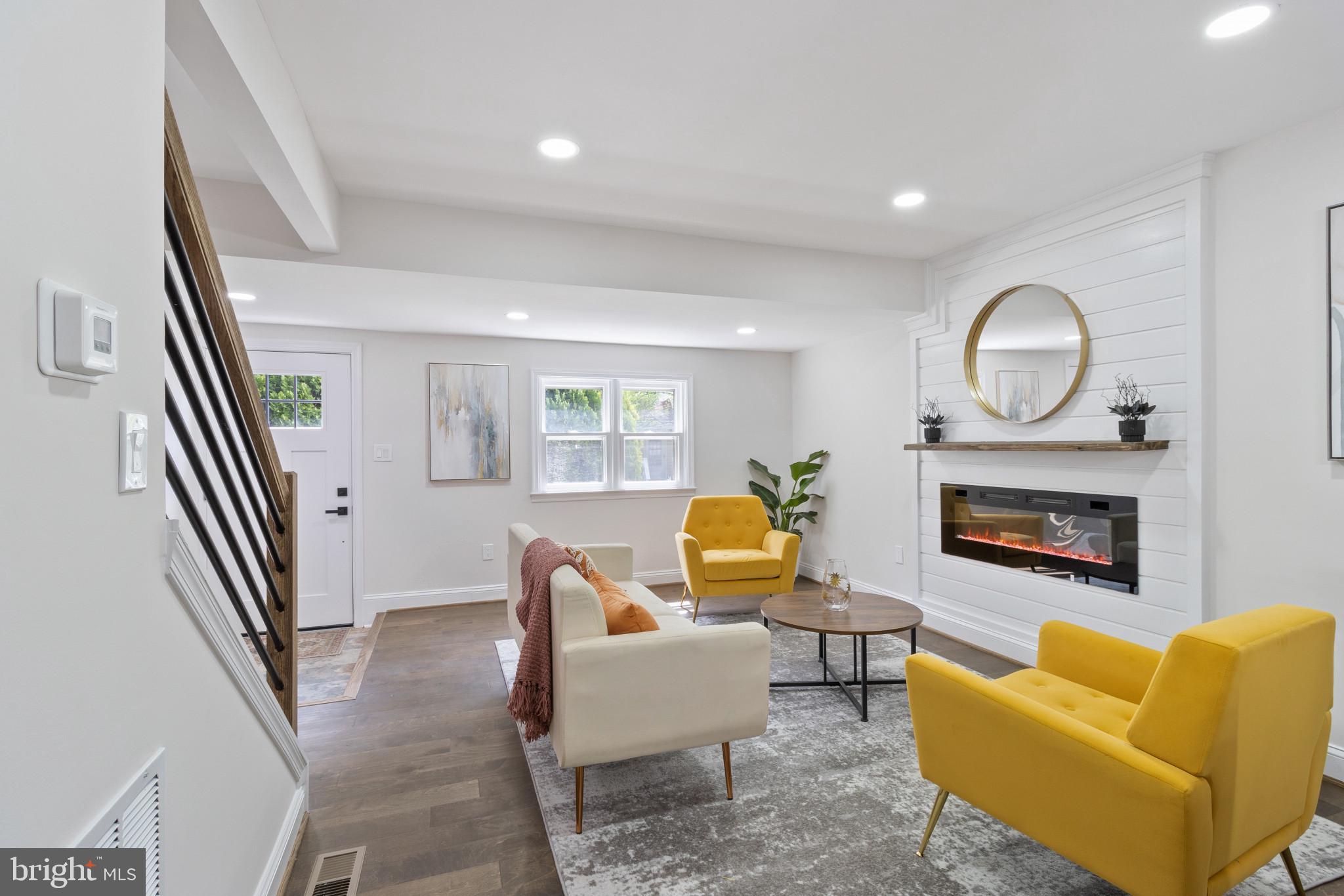 BRENTWOOD - Residential