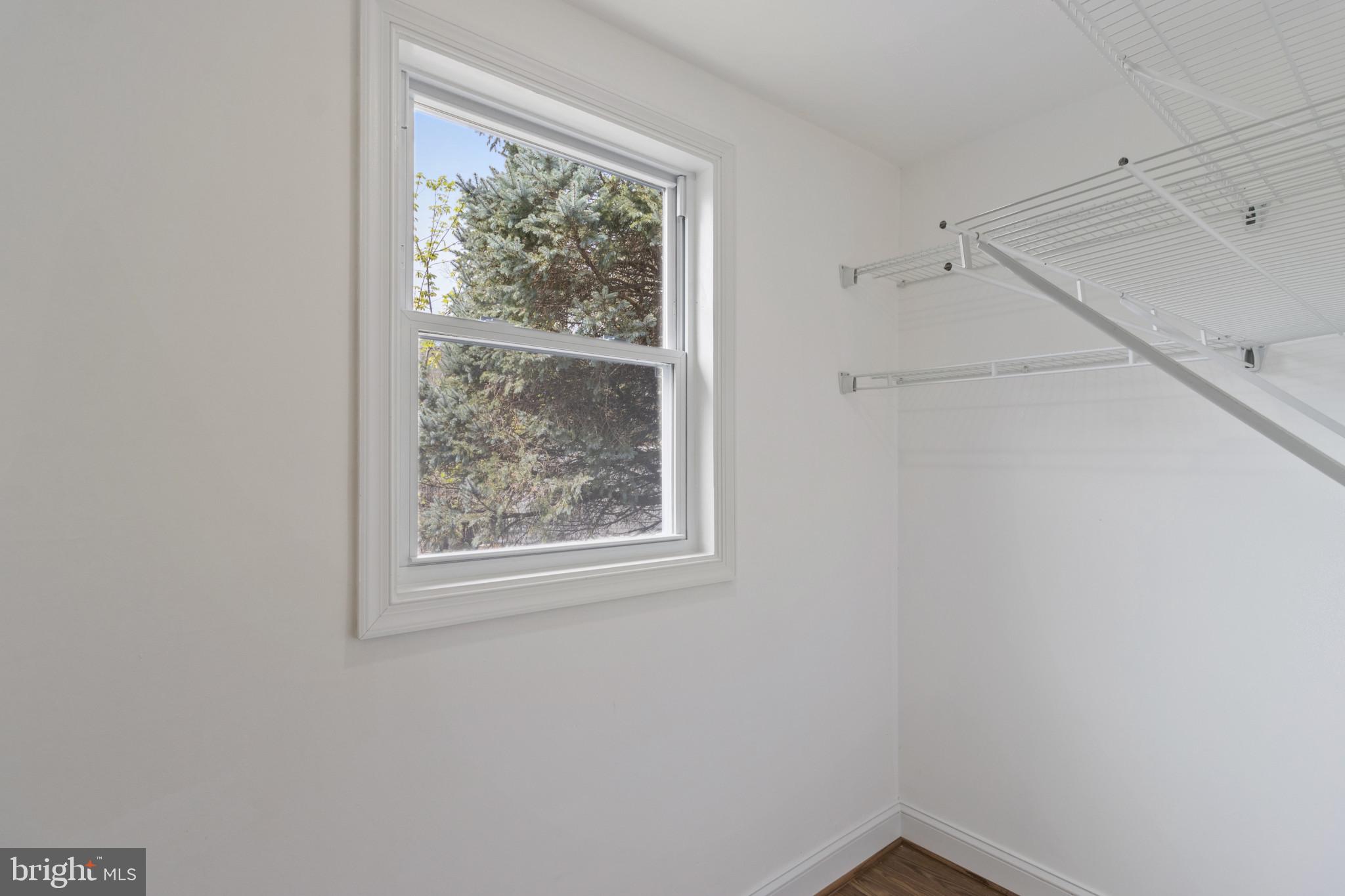 BRENTWOOD - Residential