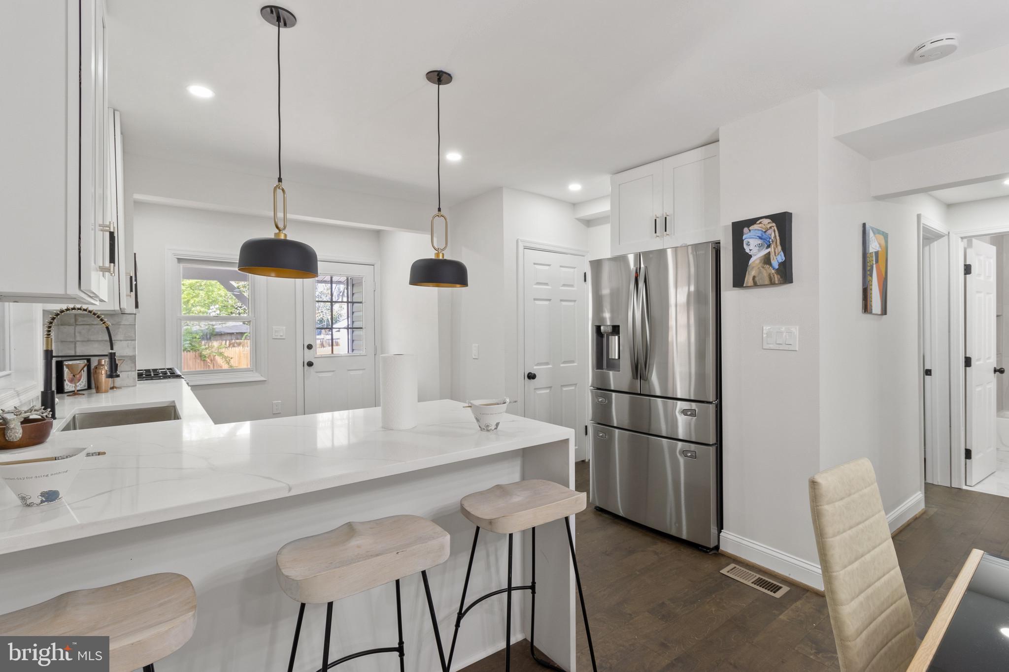 BRENTWOOD - Residential