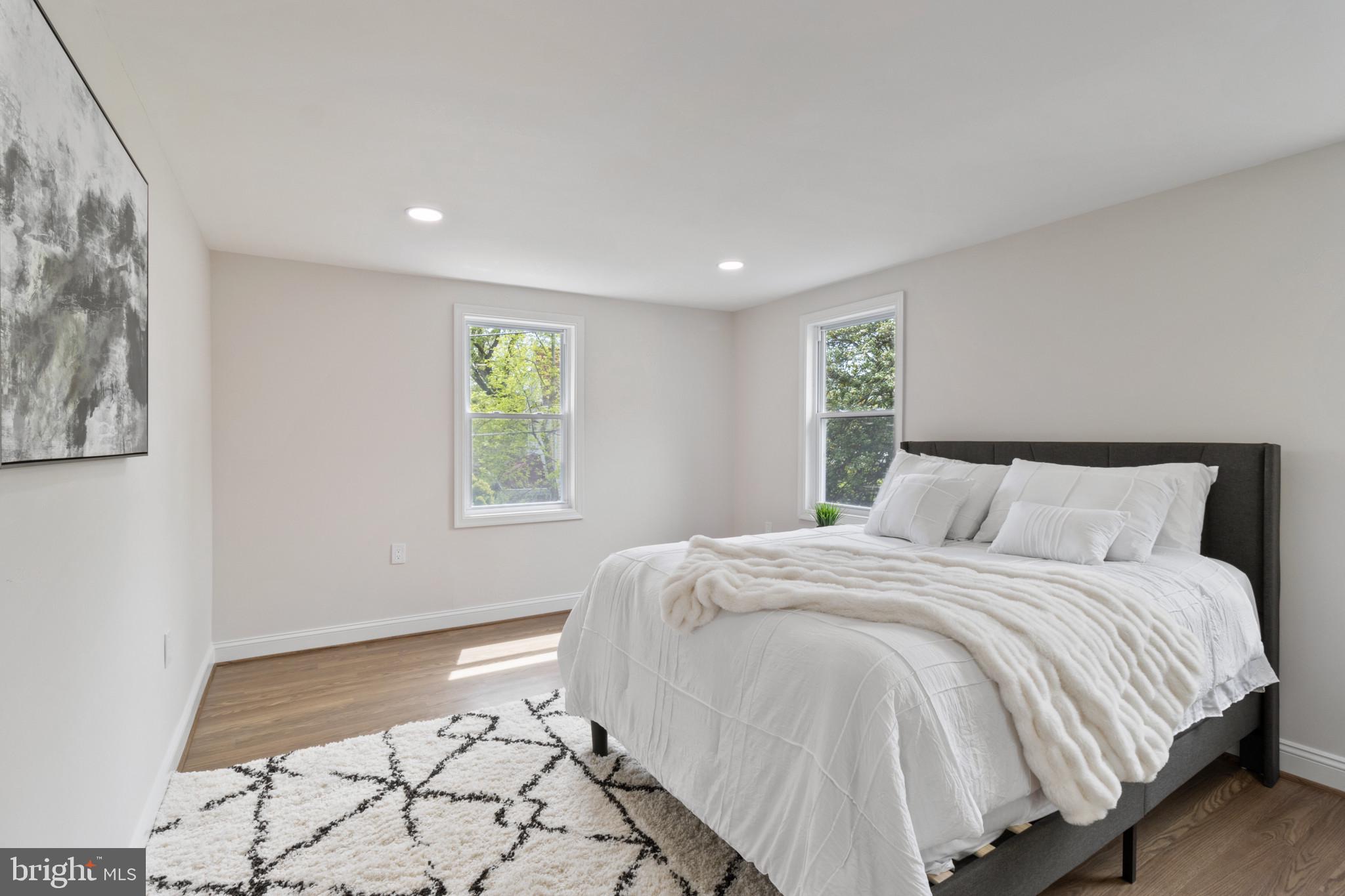 BRENTWOOD - Residential