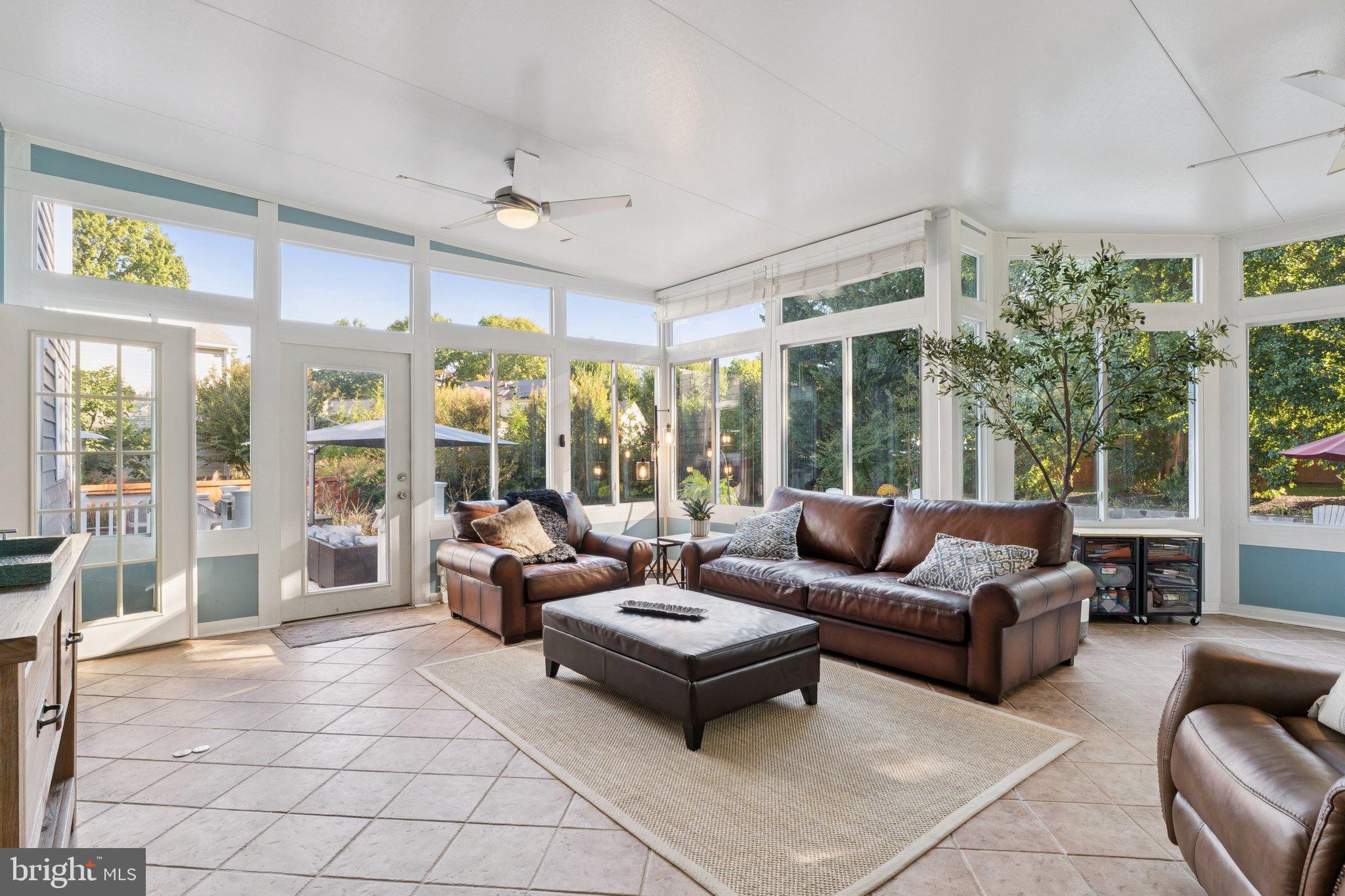 ANNAPOLIS COVE - Residential