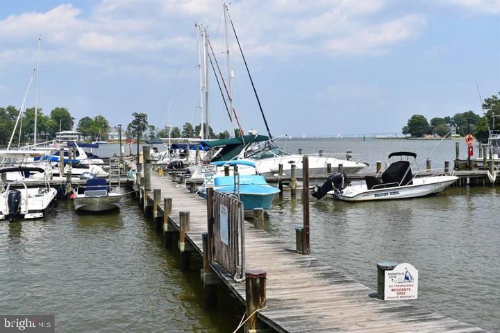 ANNAPOLIS COVE - Residential