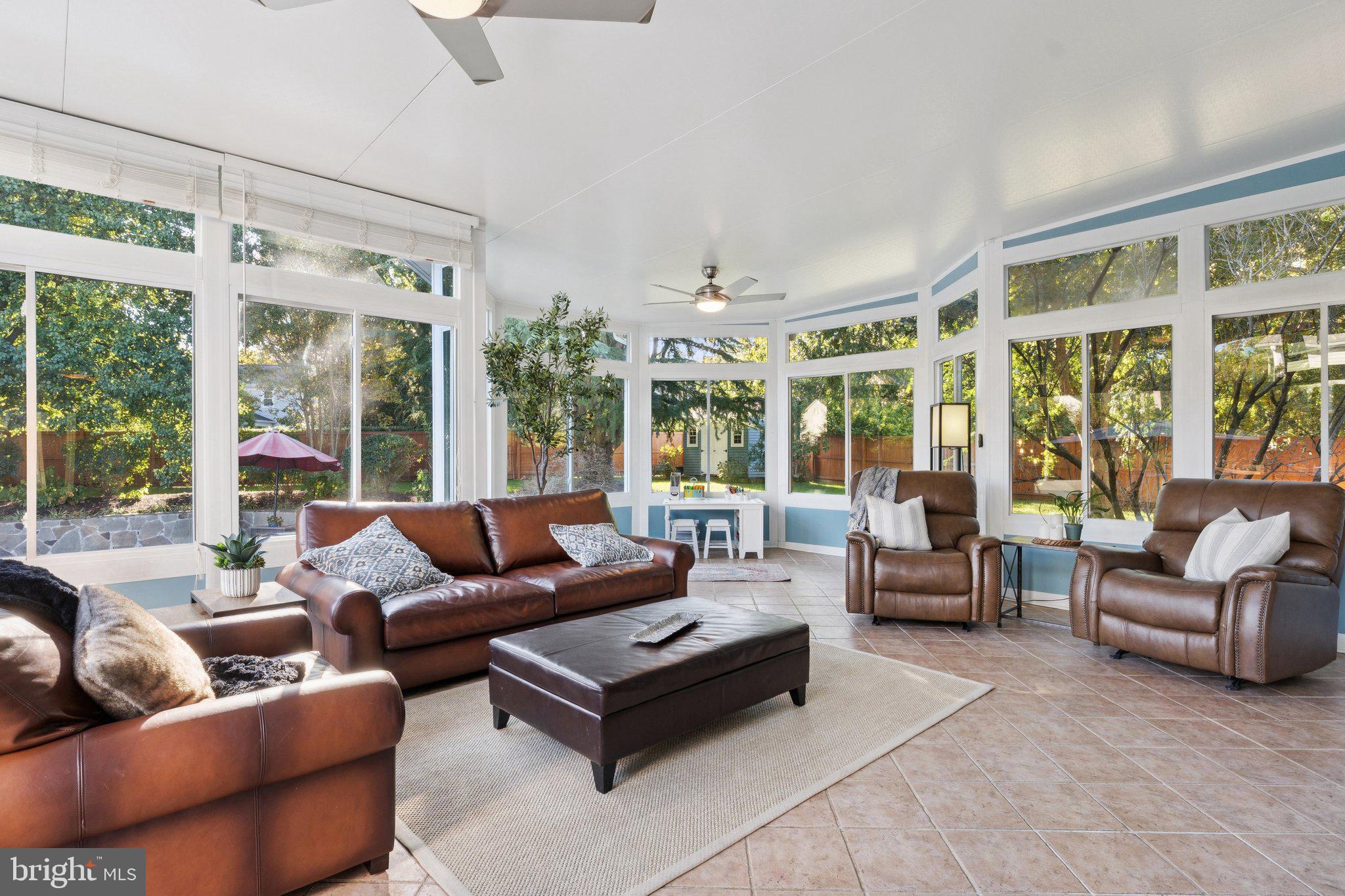 ANNAPOLIS COVE - Residential