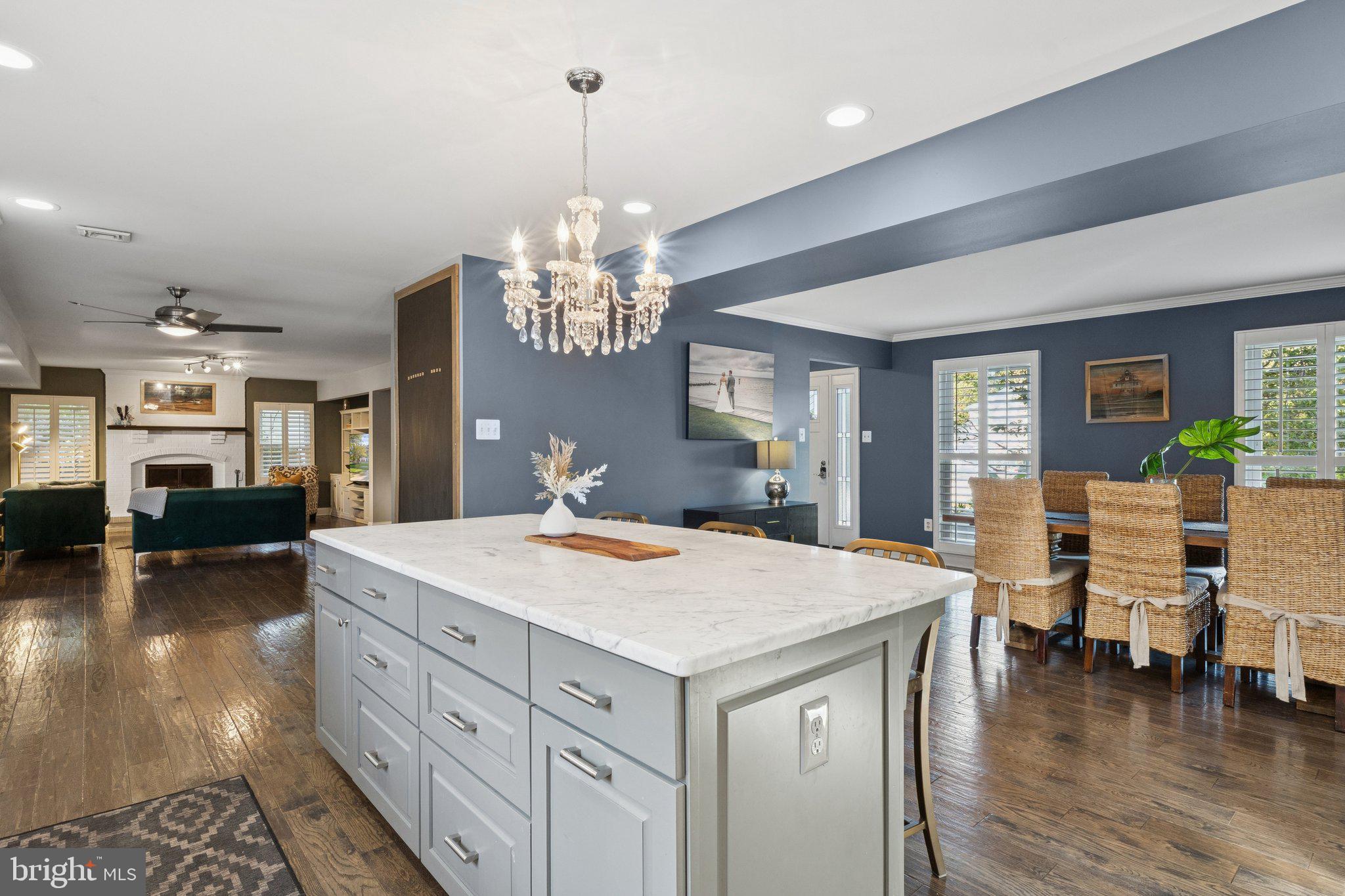 ANNAPOLIS COVE - Residential