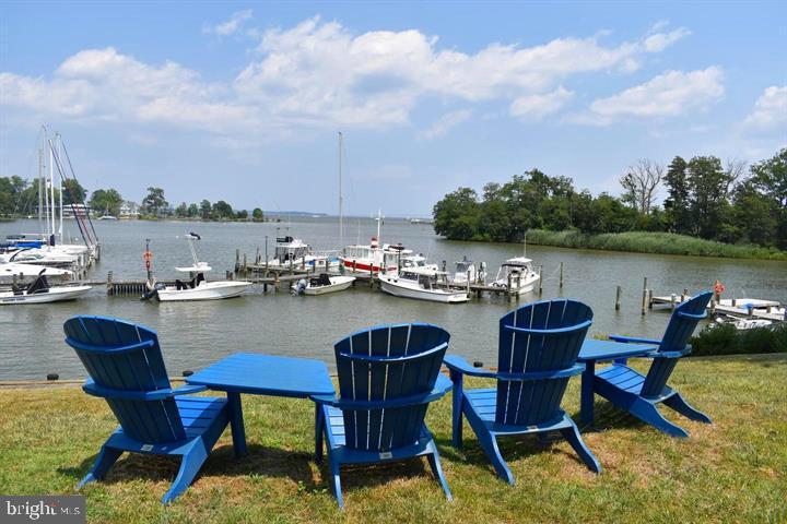 ANNAPOLIS COVE - Residential