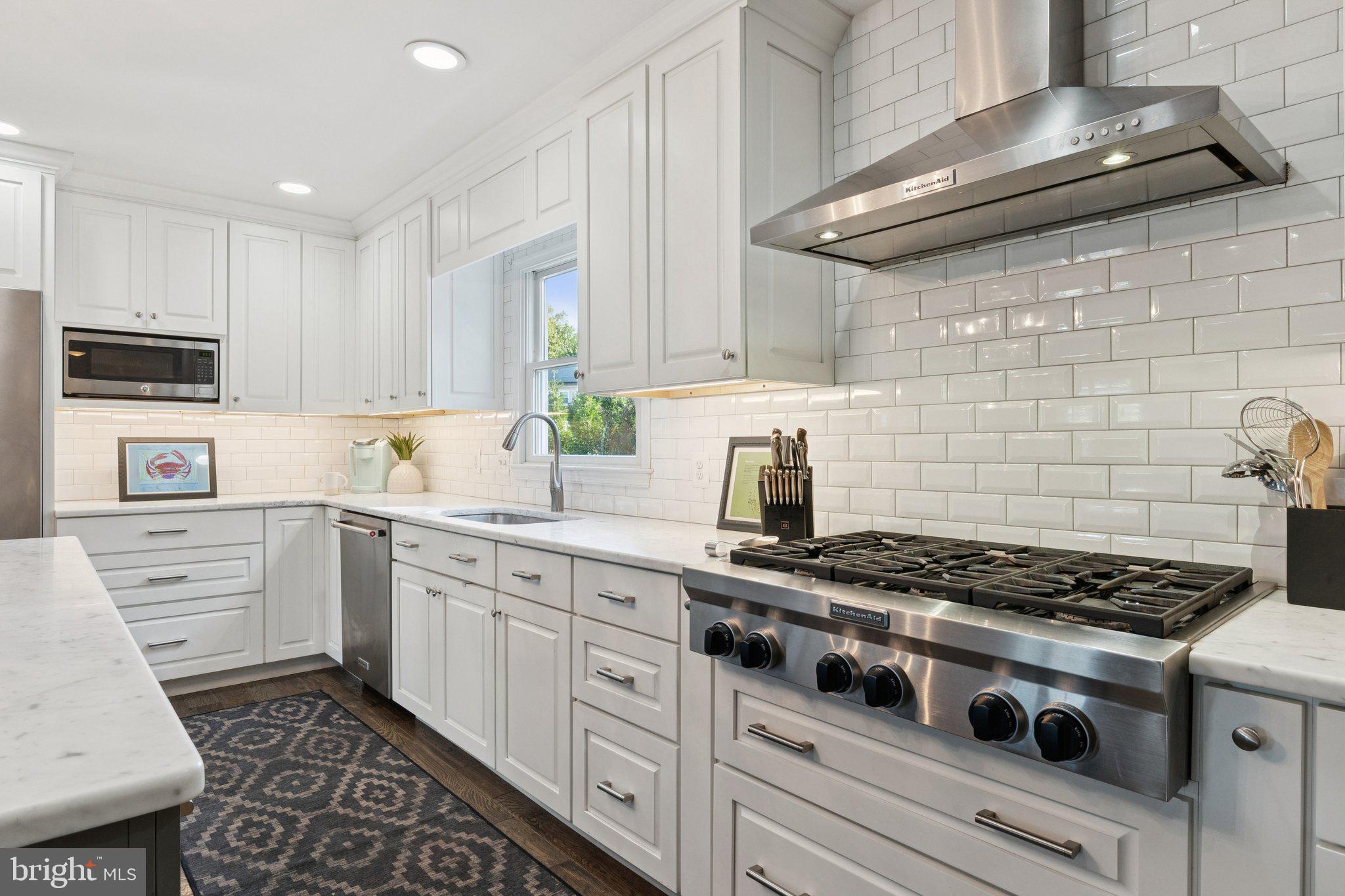 3176 CATRINA LANE