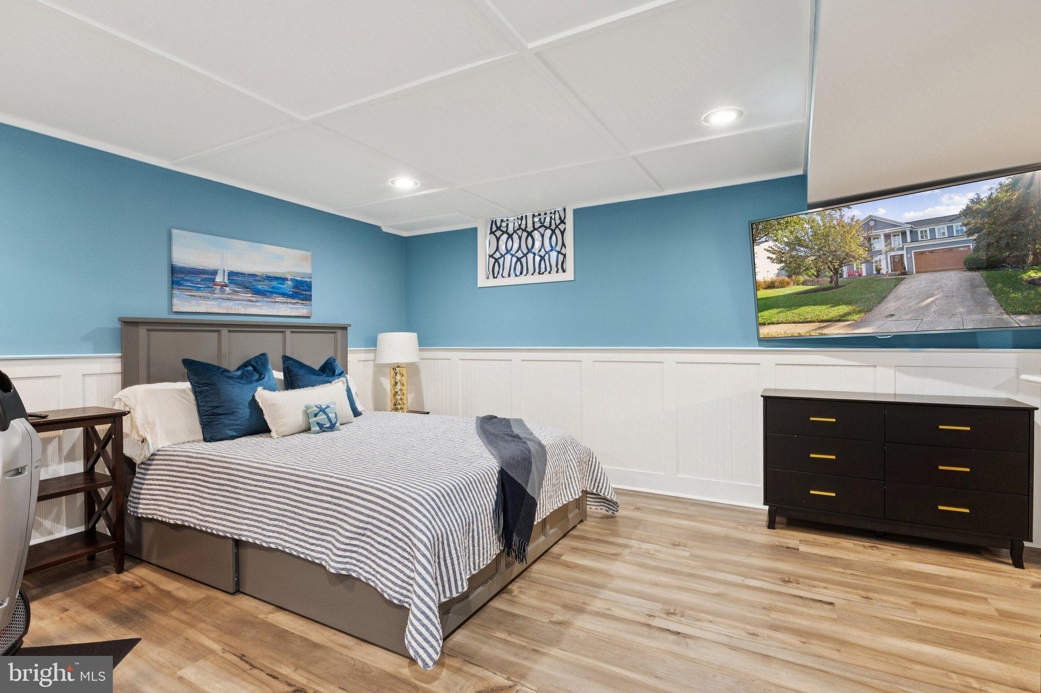 ANNAPOLIS COVE - Residential