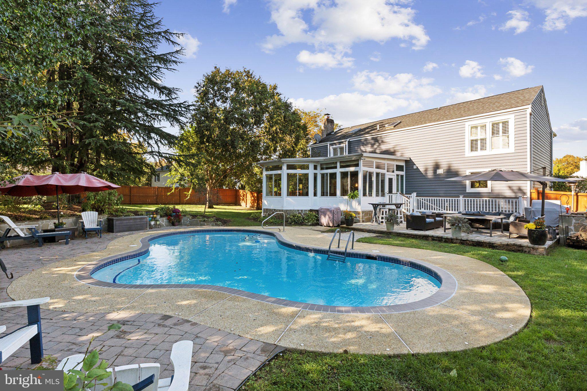 ANNAPOLIS COVE - Residential