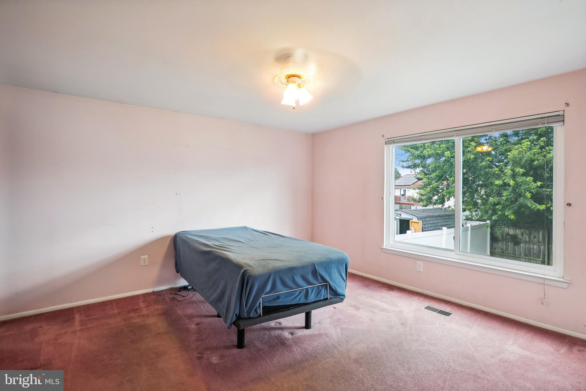 HILLSDALE - Residential