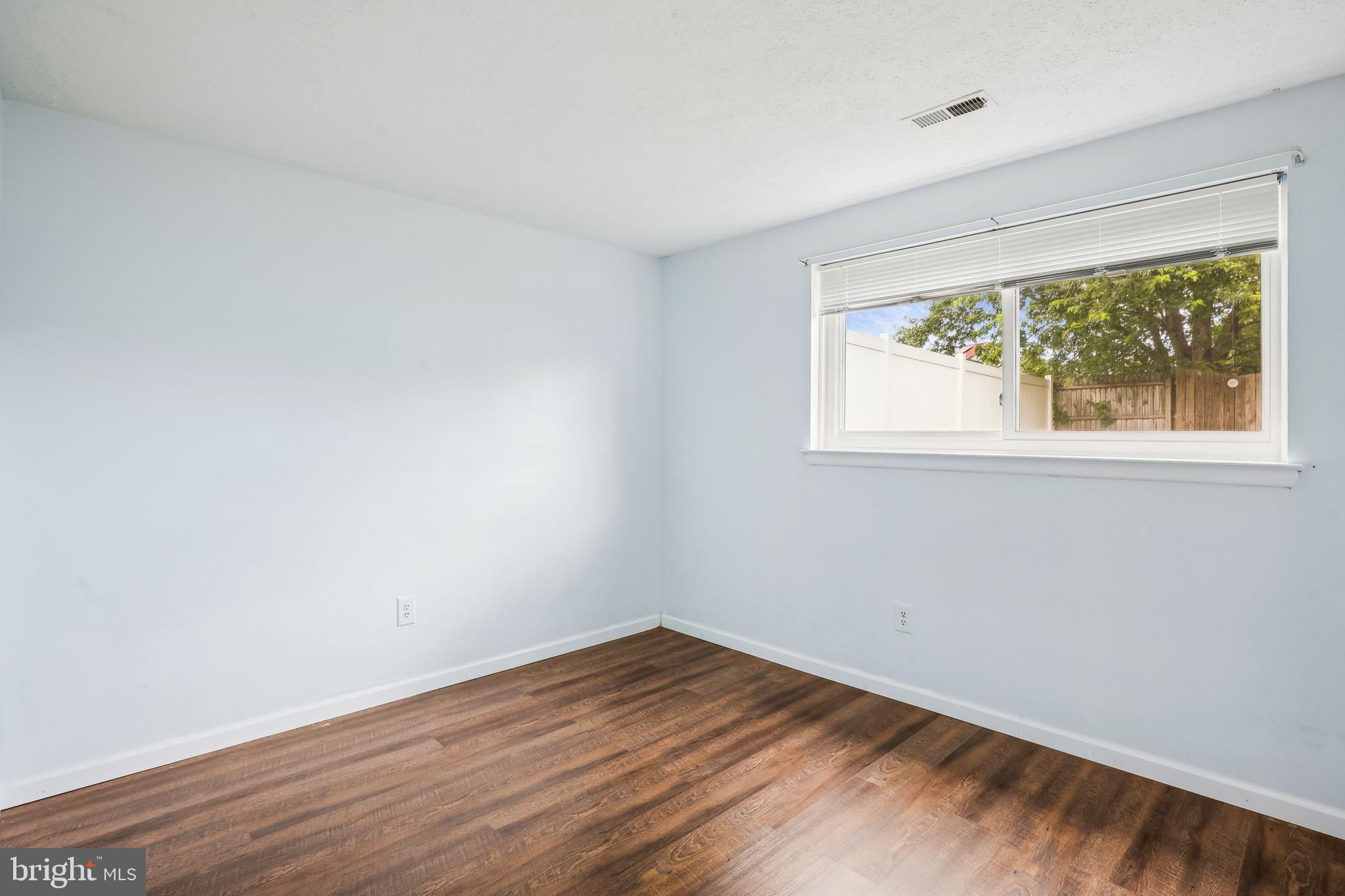 HILLSDALE - Residential