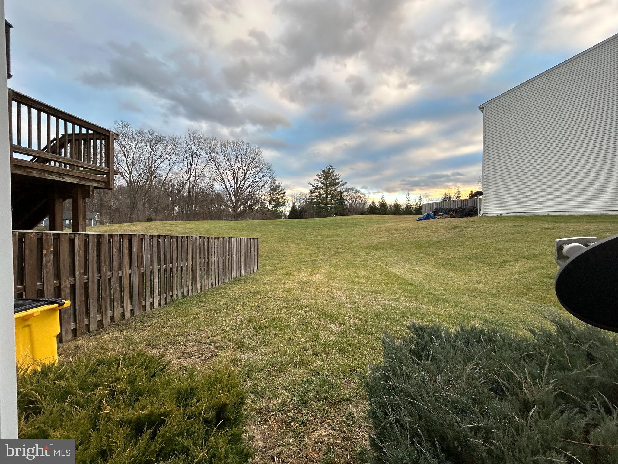 FAIRWAYS EAST - Residential Lease