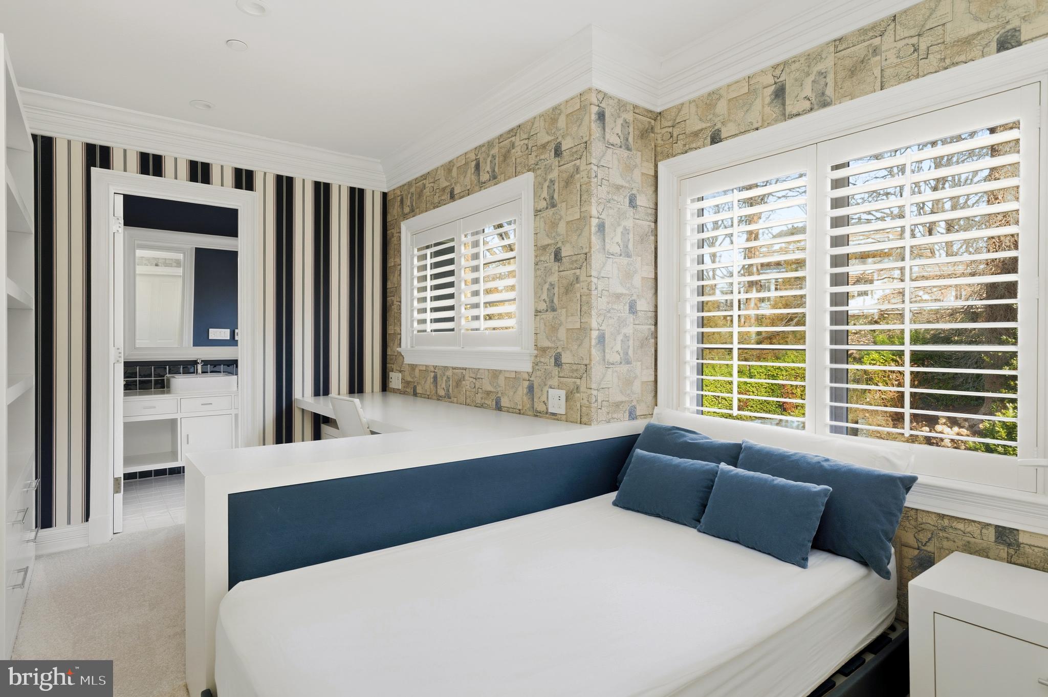 SPRING VALLEY - Residential