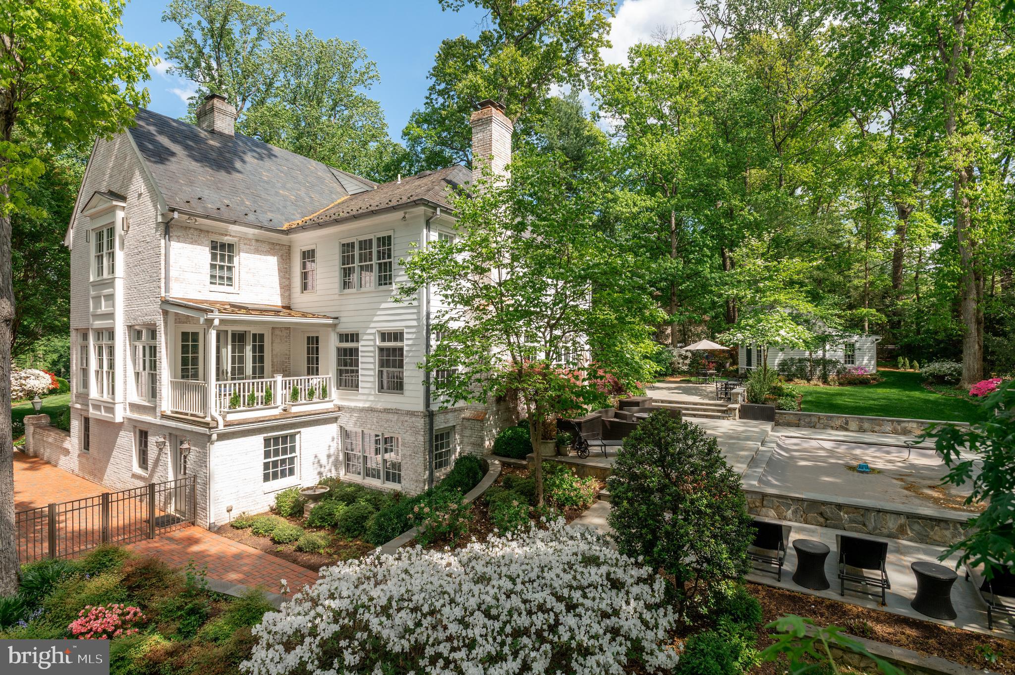 1210 CORBIN COURT