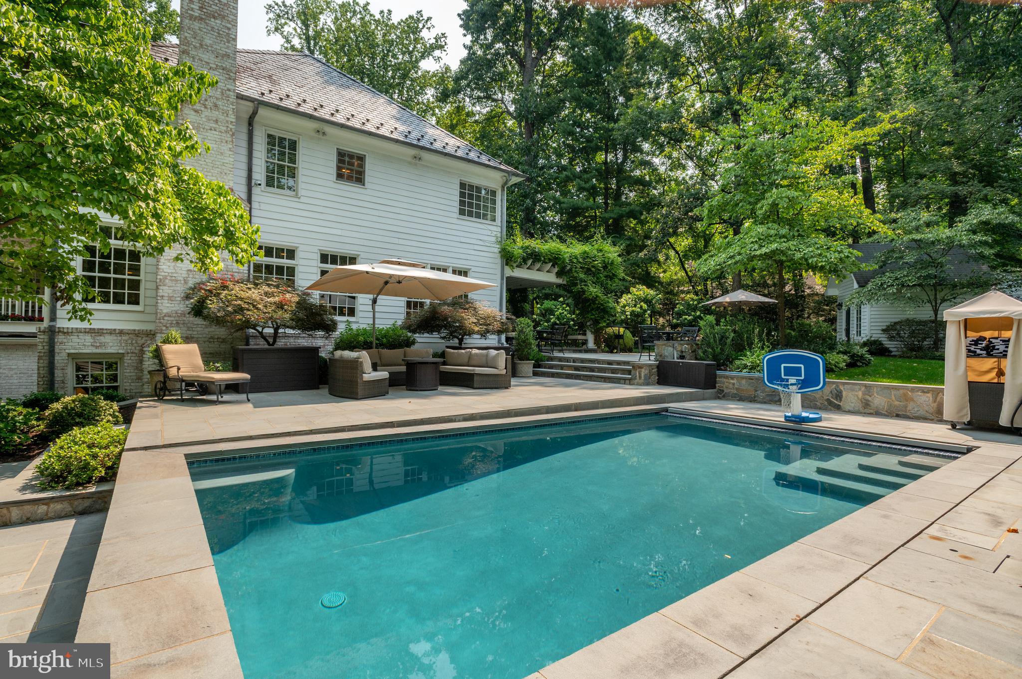 1210 CORBIN COURT