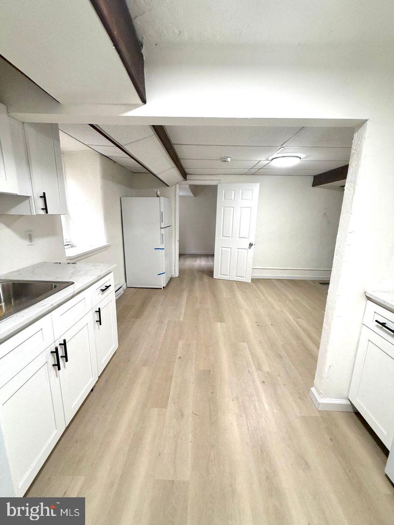 260 N WYCOMBE AVE 008