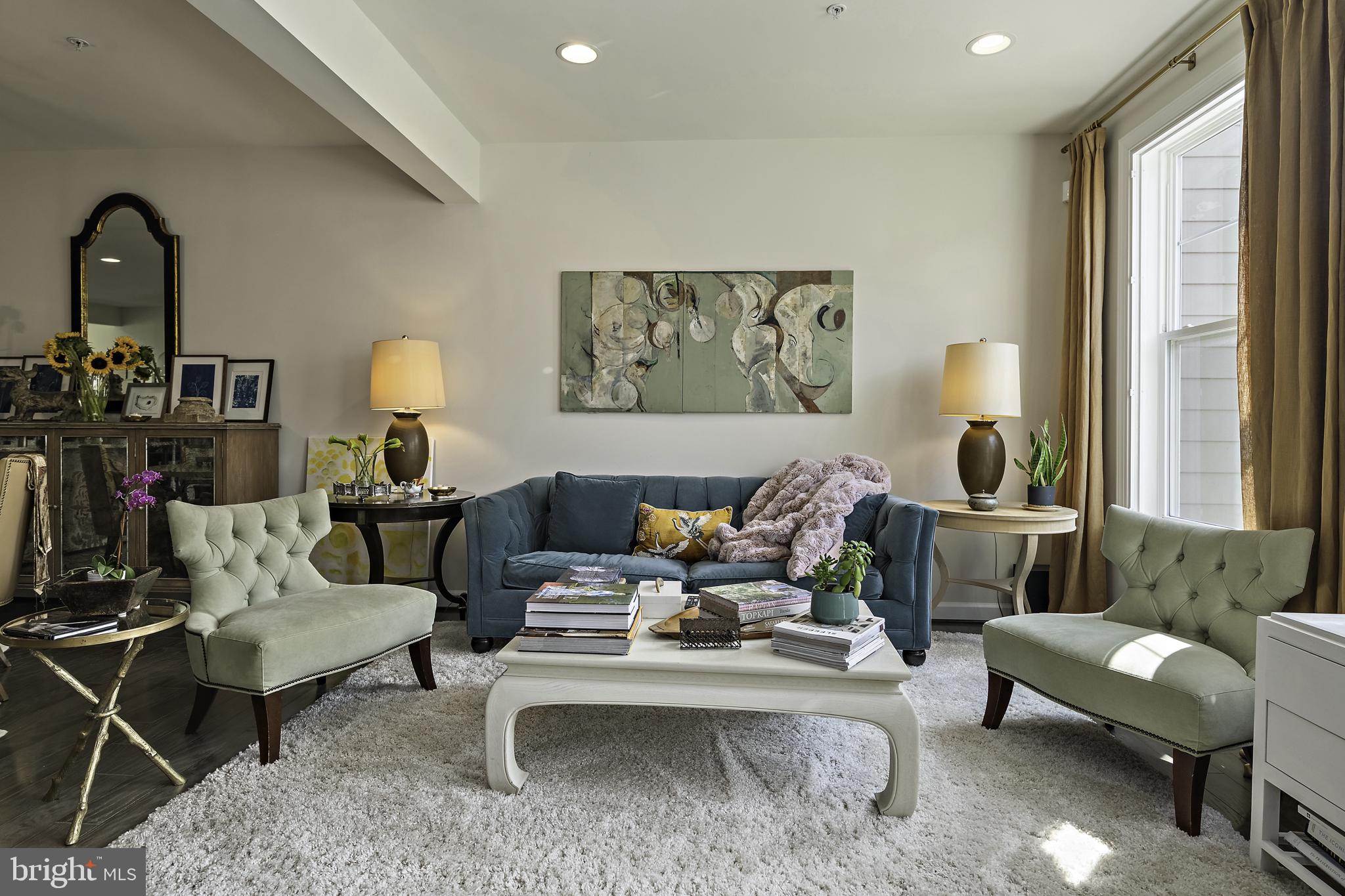 10 ENCLAVE COURT