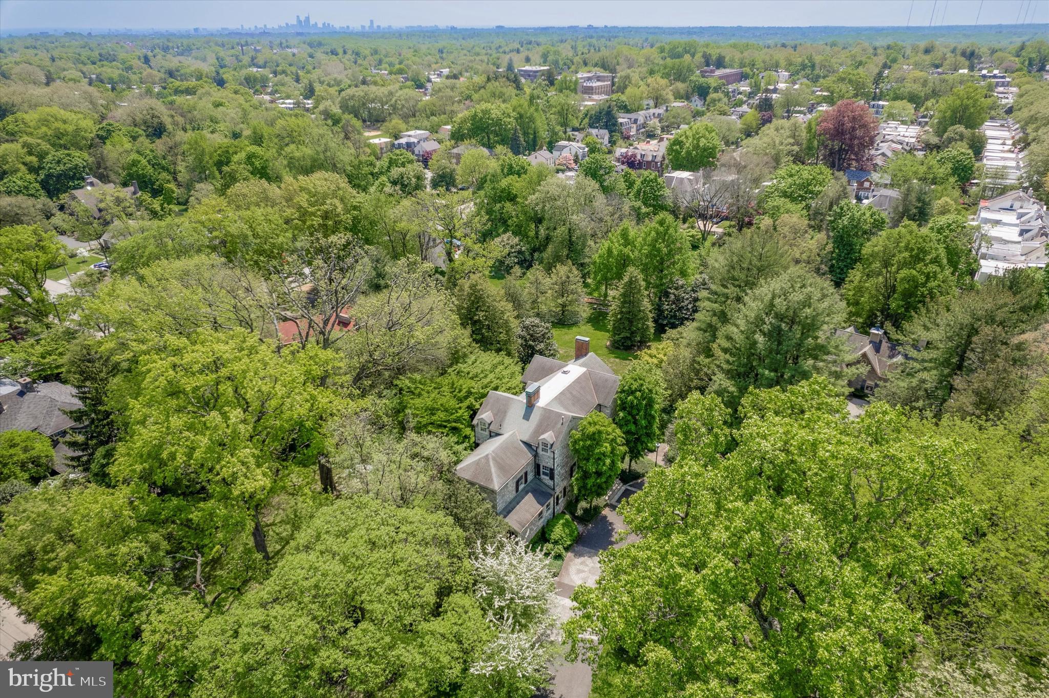 CHESTNUT HILL - Residential