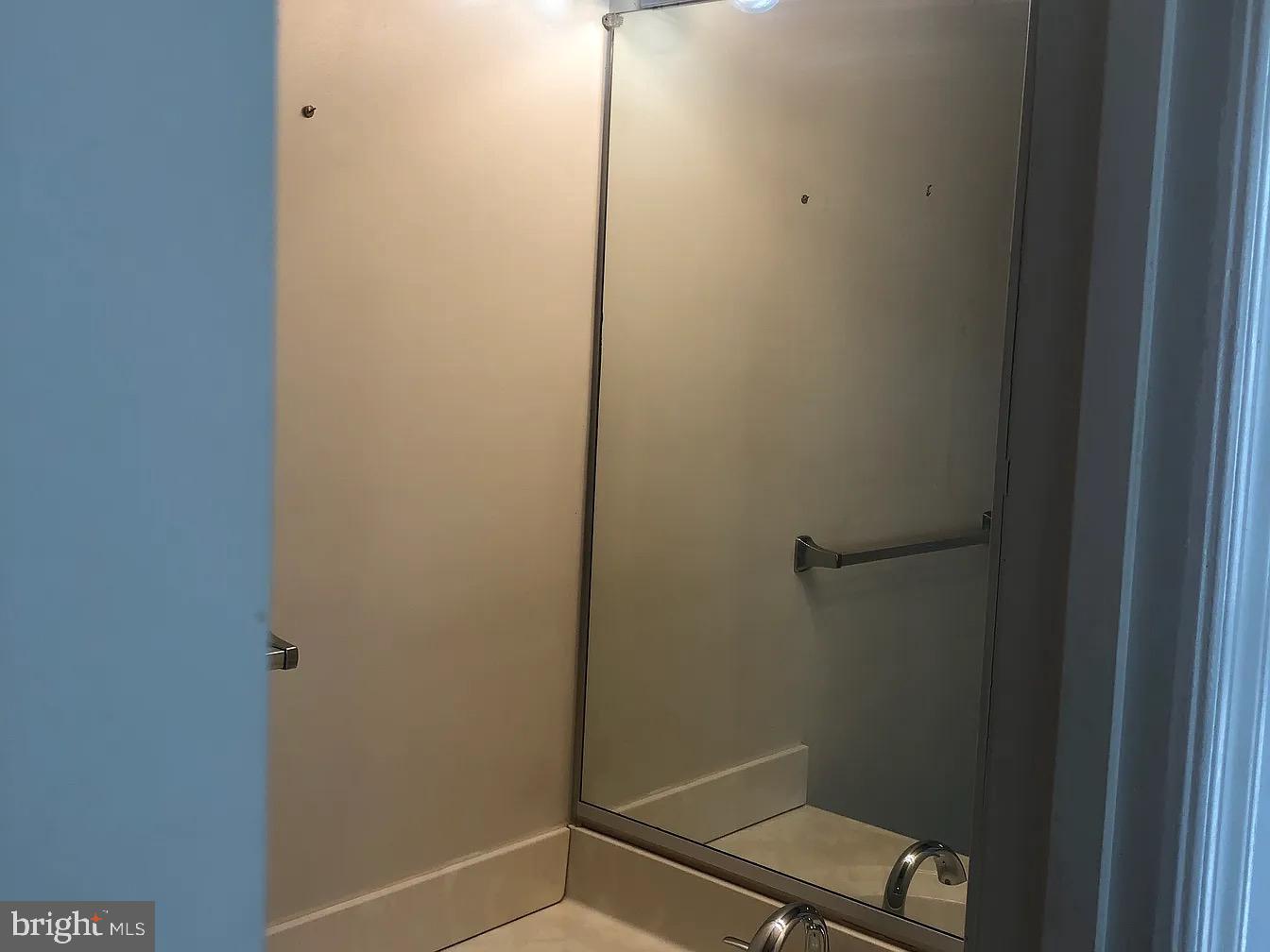 THE WOODLANDS - Residential Lease