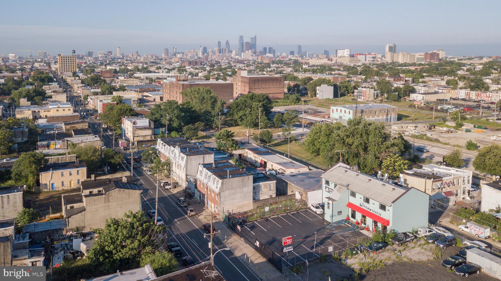 Great Development opportunity in this over 9,400 square foot property in one of the hottest neighborhoods of Philadelphia, with new construction going on in the neighborhood. Many opportunities in this great piece of land for a developer to build new construction homes, condos, or an apartment building. Package available with 2518 N 2nd St, and 2520 N 2nd St, all attached to each other. Don't let this opportunity pass!