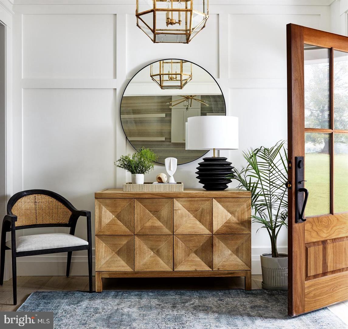 HAHN'S MEADOW - Residential