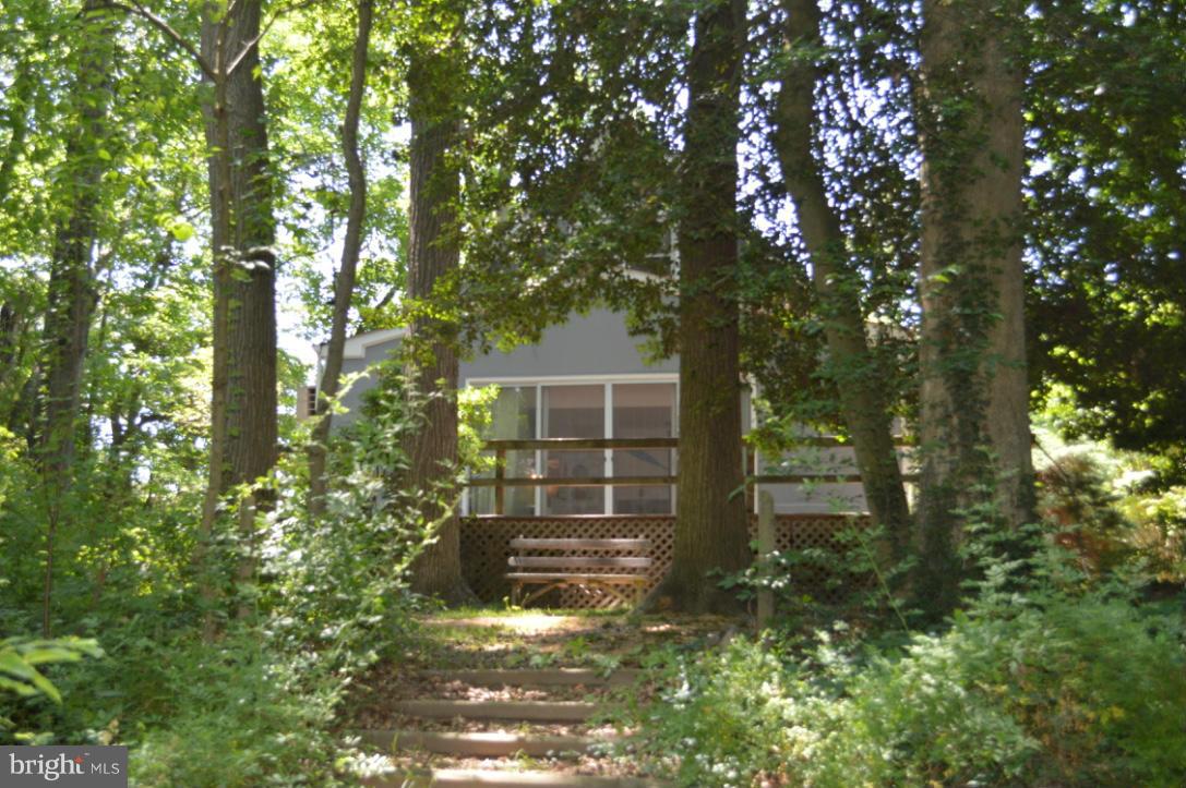 CHESTER HARBOR - Residential