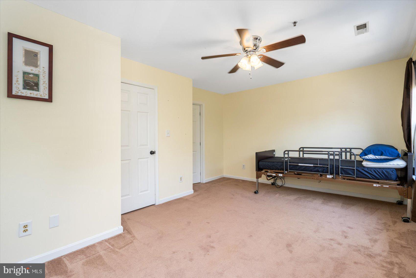 WINTERS RUN MANOR - Residential