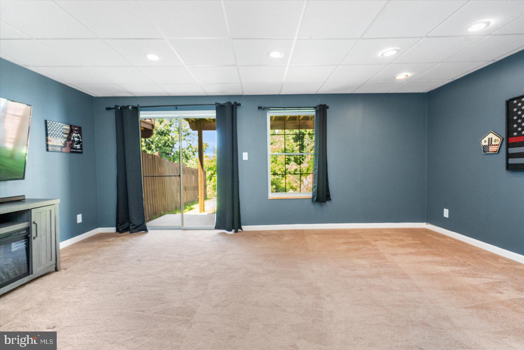 WINTERS RUN MANOR - Residential