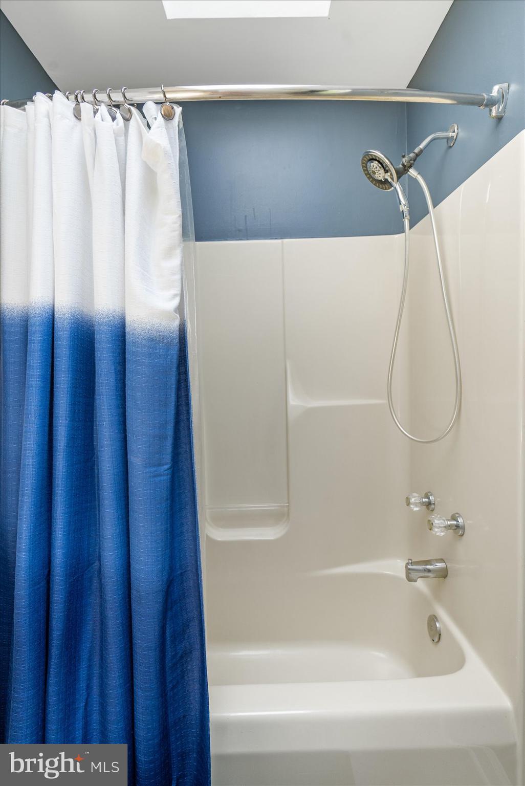 WINTERS RUN MANOR - Residential