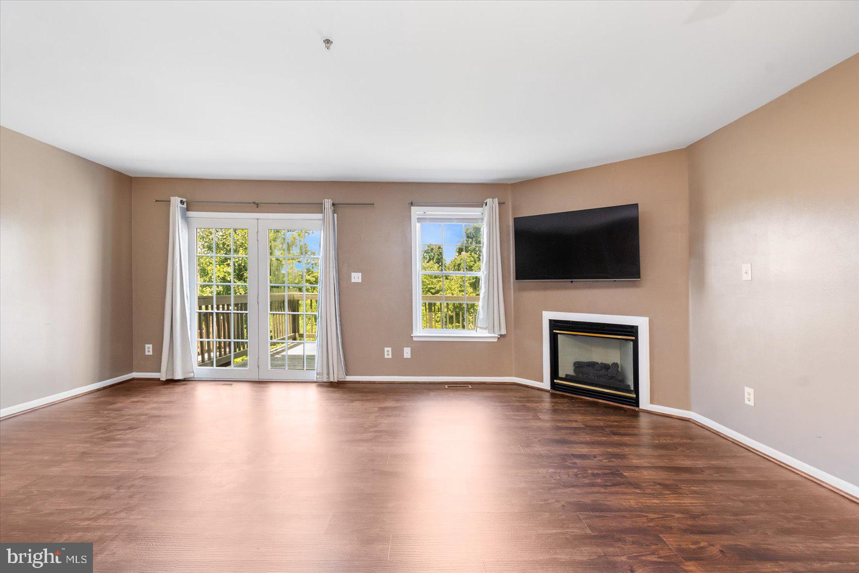 WINTERS RUN MANOR - Residential