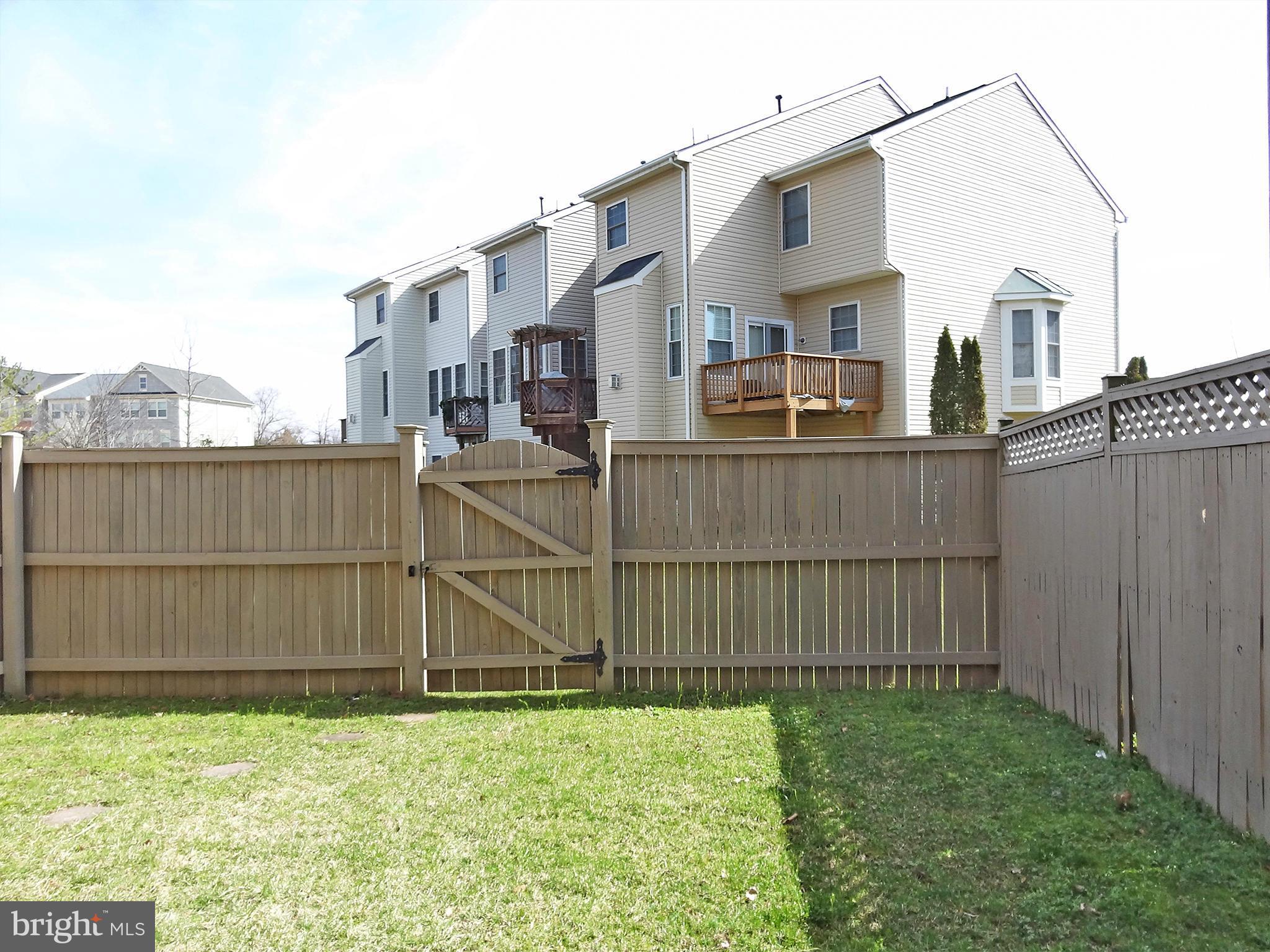 CROFTON VALLEY - Residential