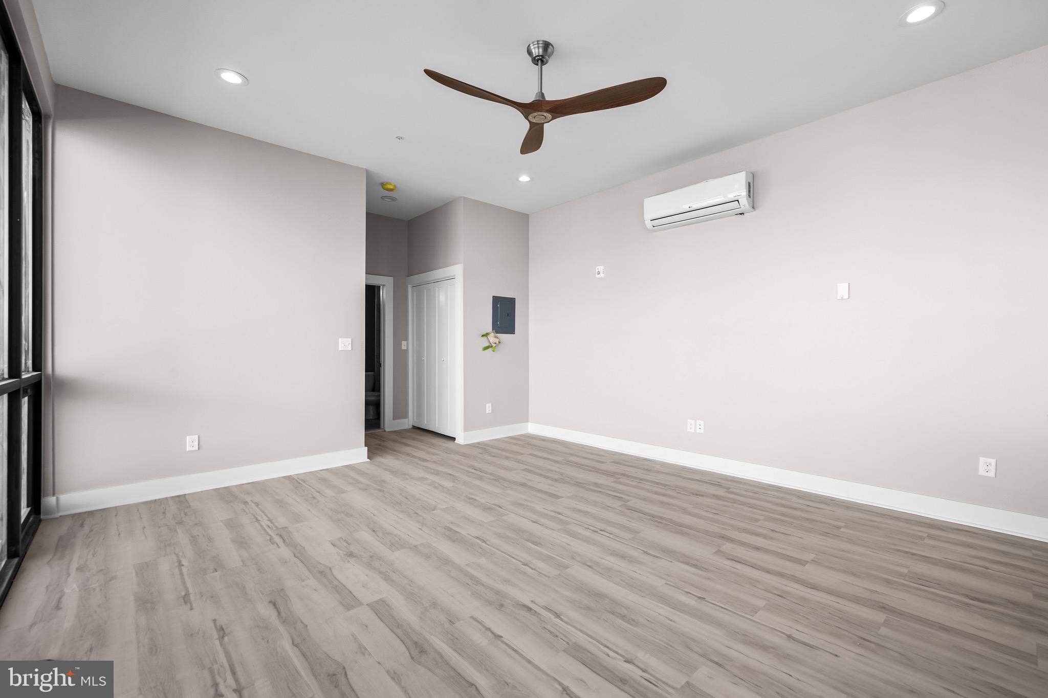 HIGHLANDTOWN - Residential Lease