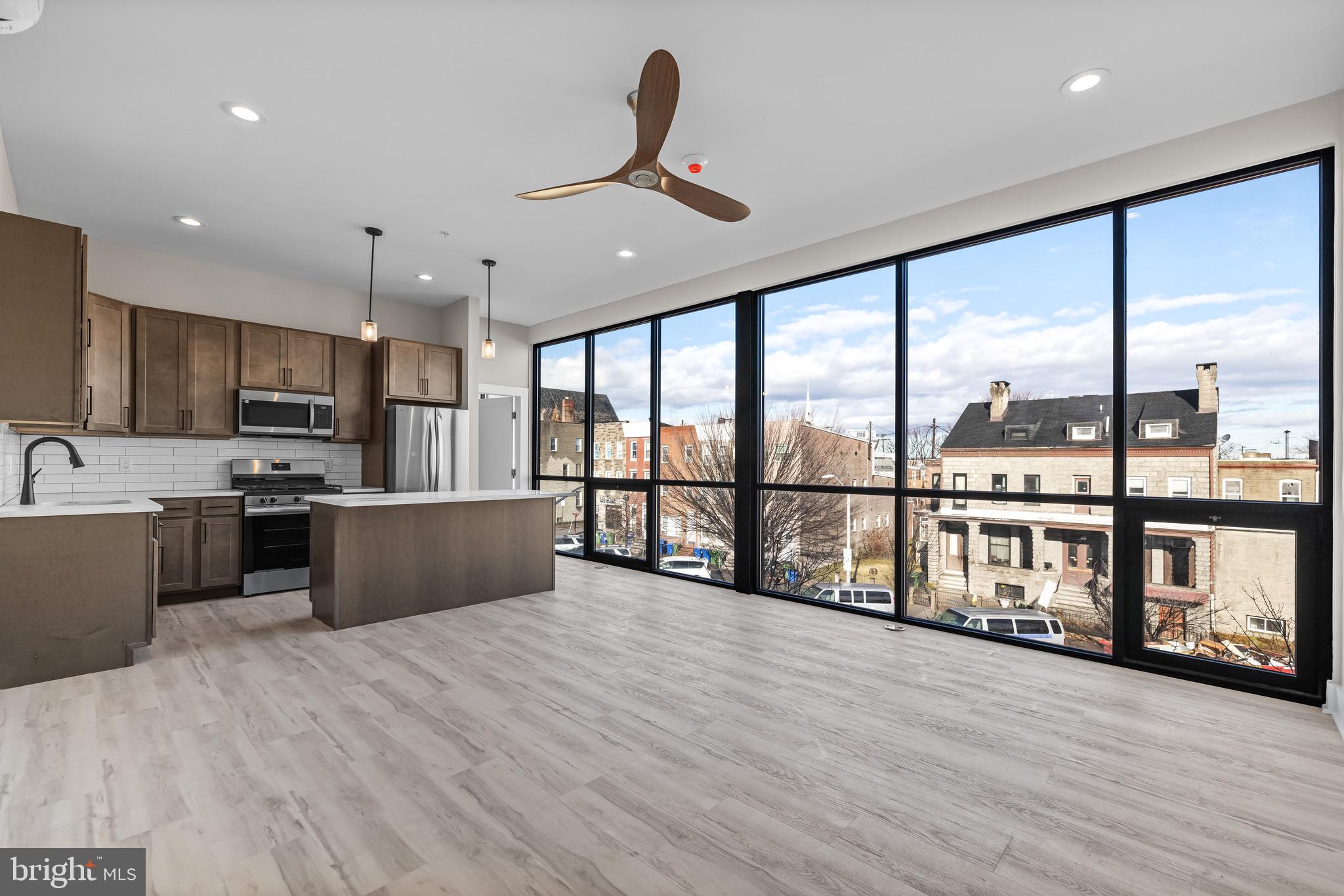 HIGHLANDTOWN - Residential Lease