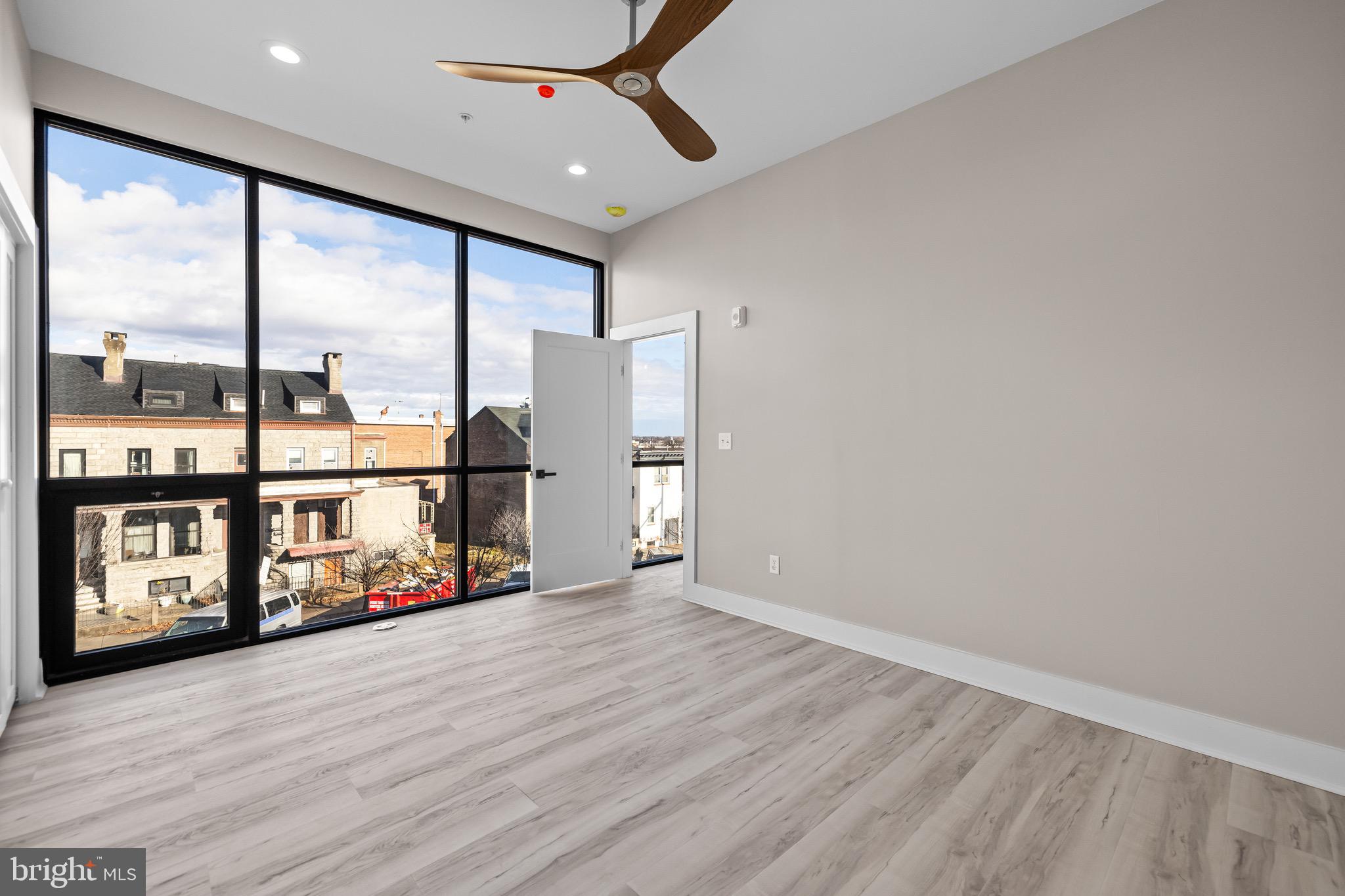 HIGHLANDTOWN - Residential Lease