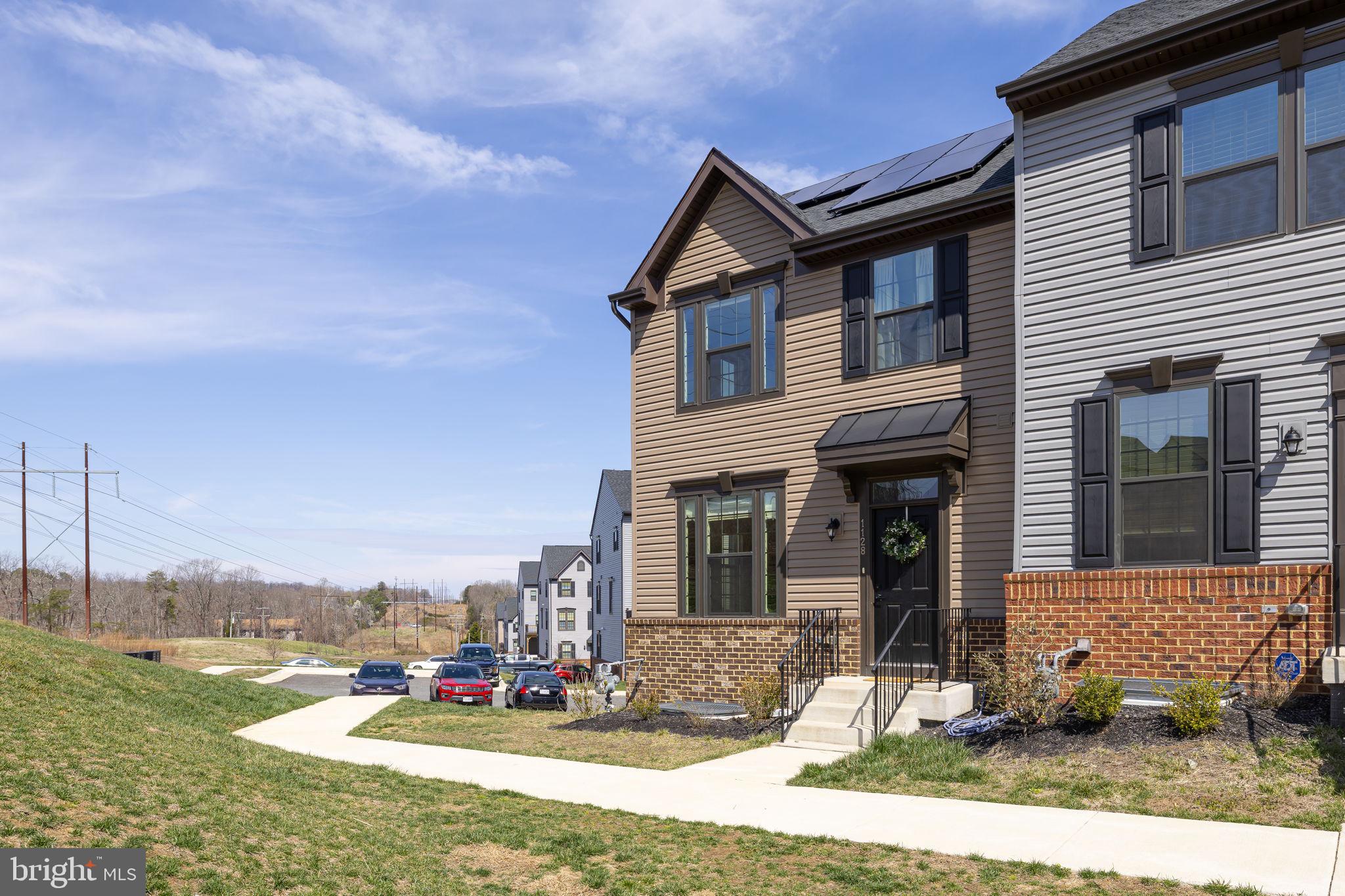 FREDERICKSBURG - Residential