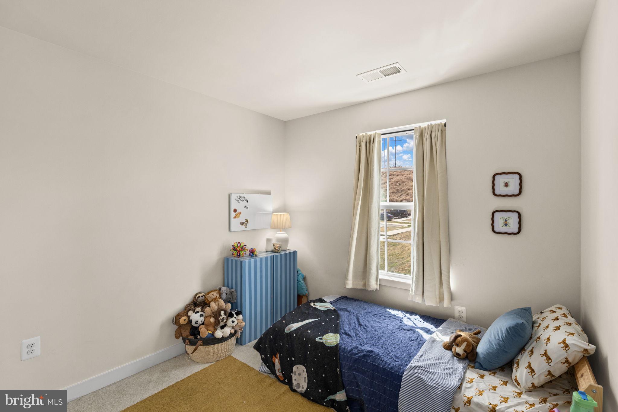 FREDERICKSBURG - Residential