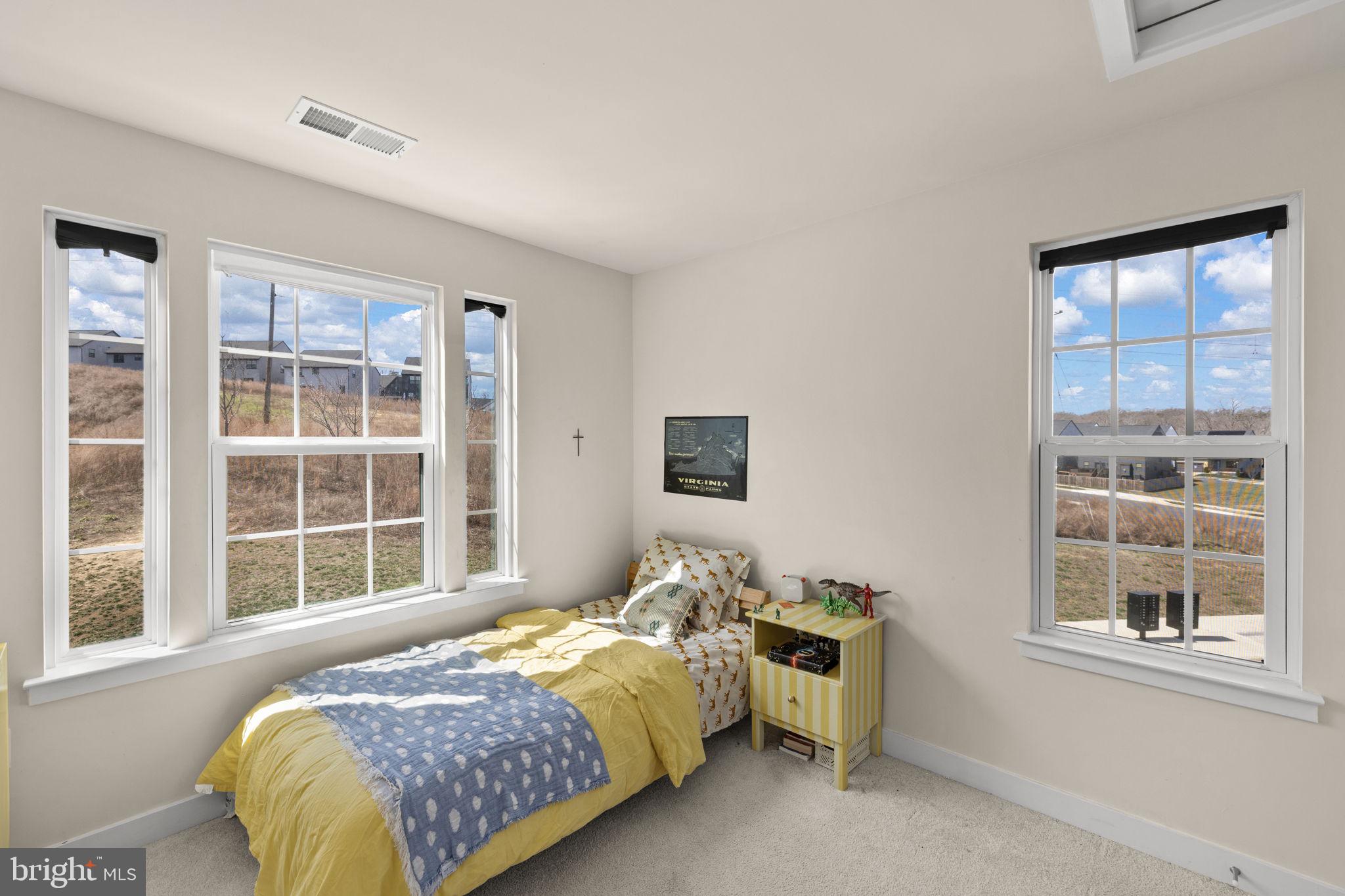 FREDERICKSBURG - Residential