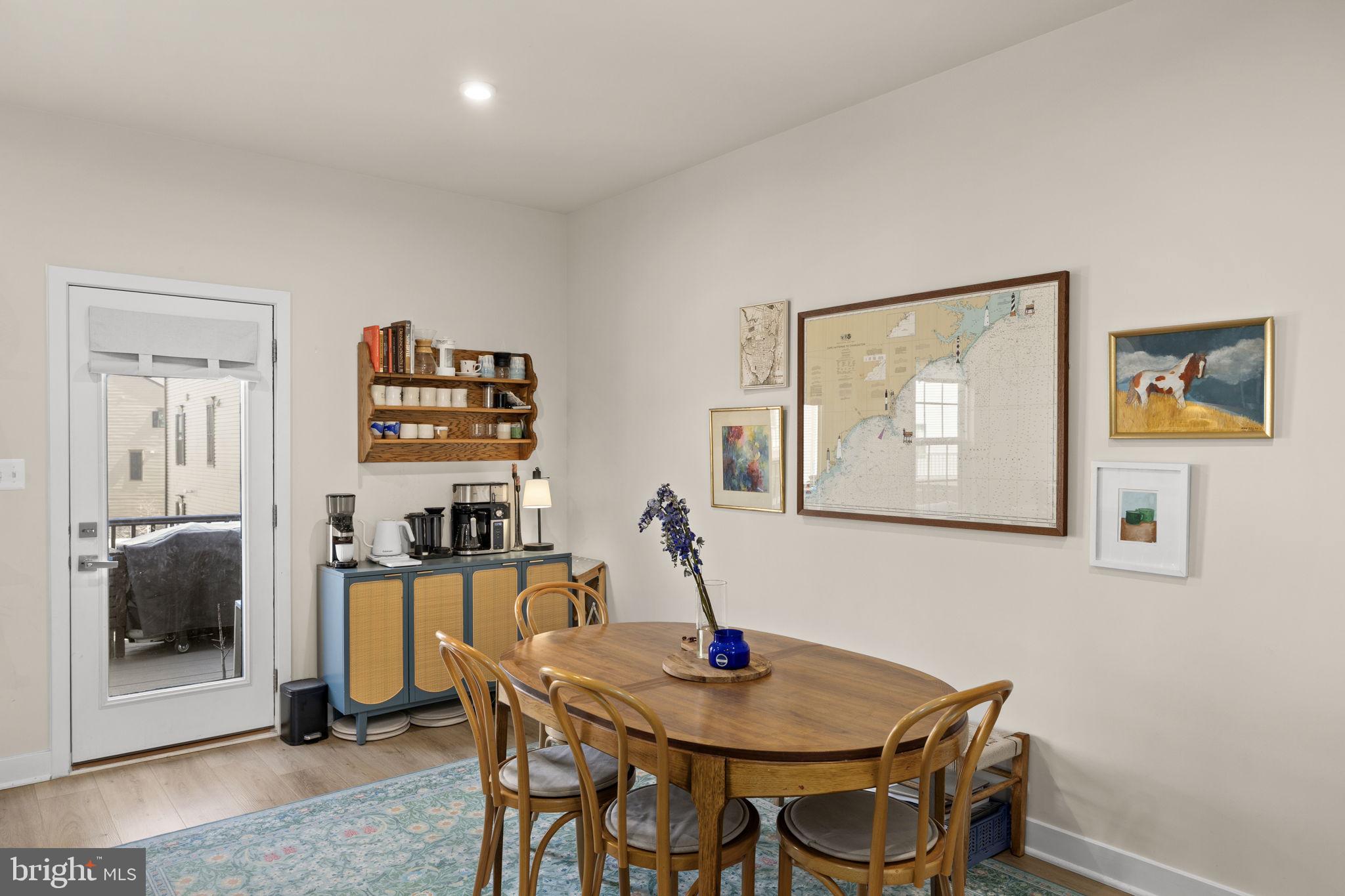 FREDERICKSBURG - Residential