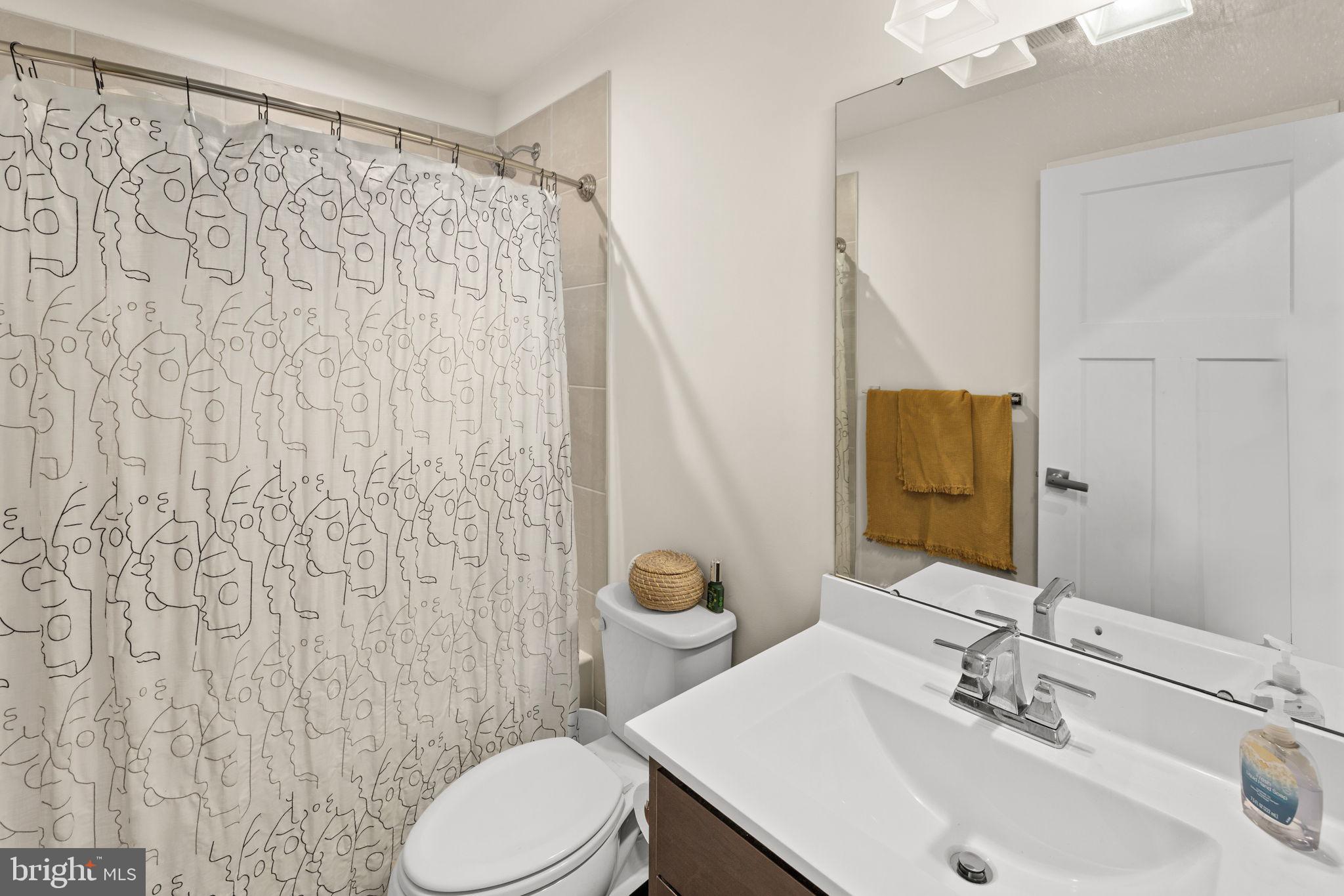 FREDERICKSBURG - Residential