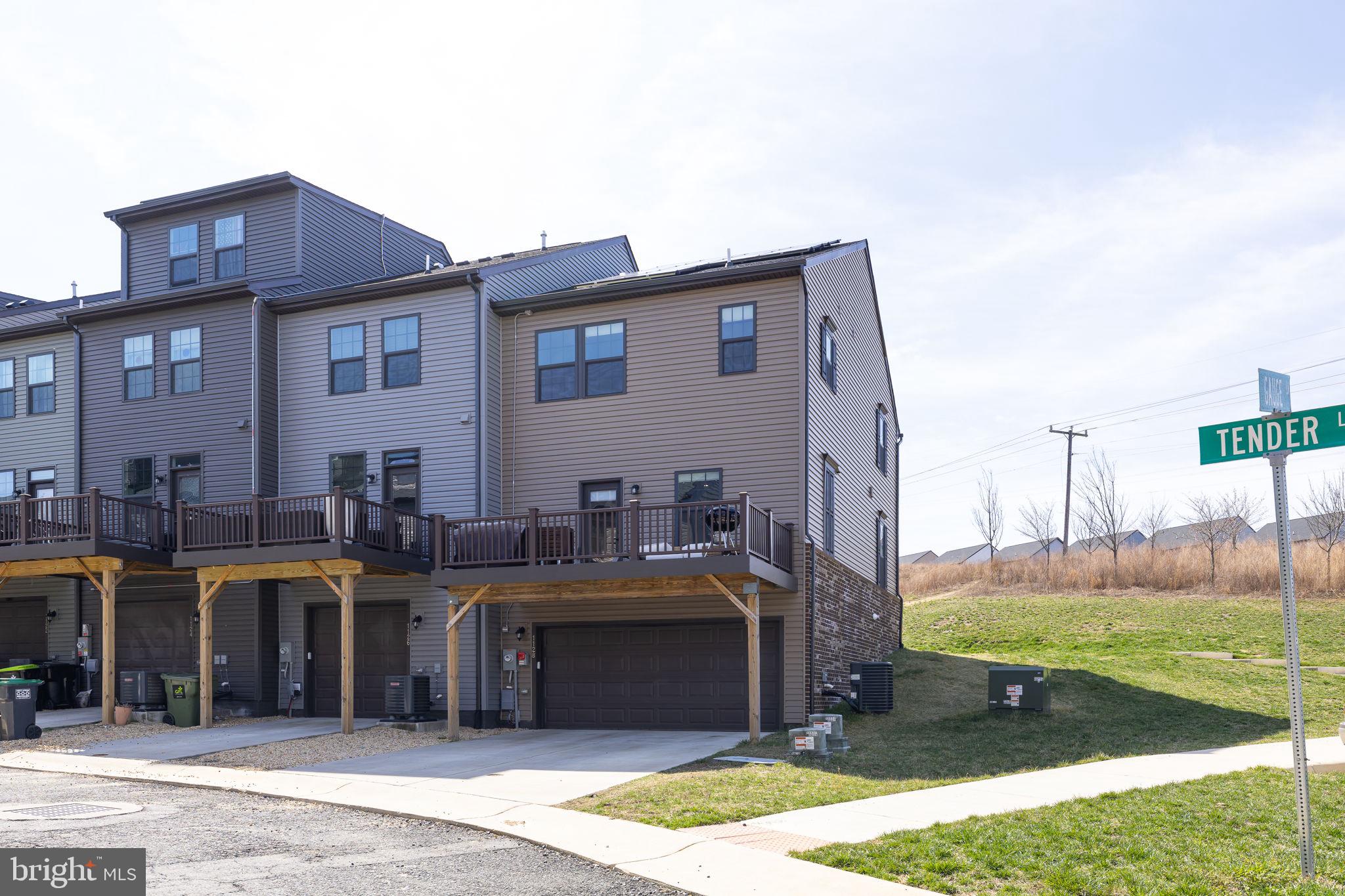 FREDERICKSBURG - Residential