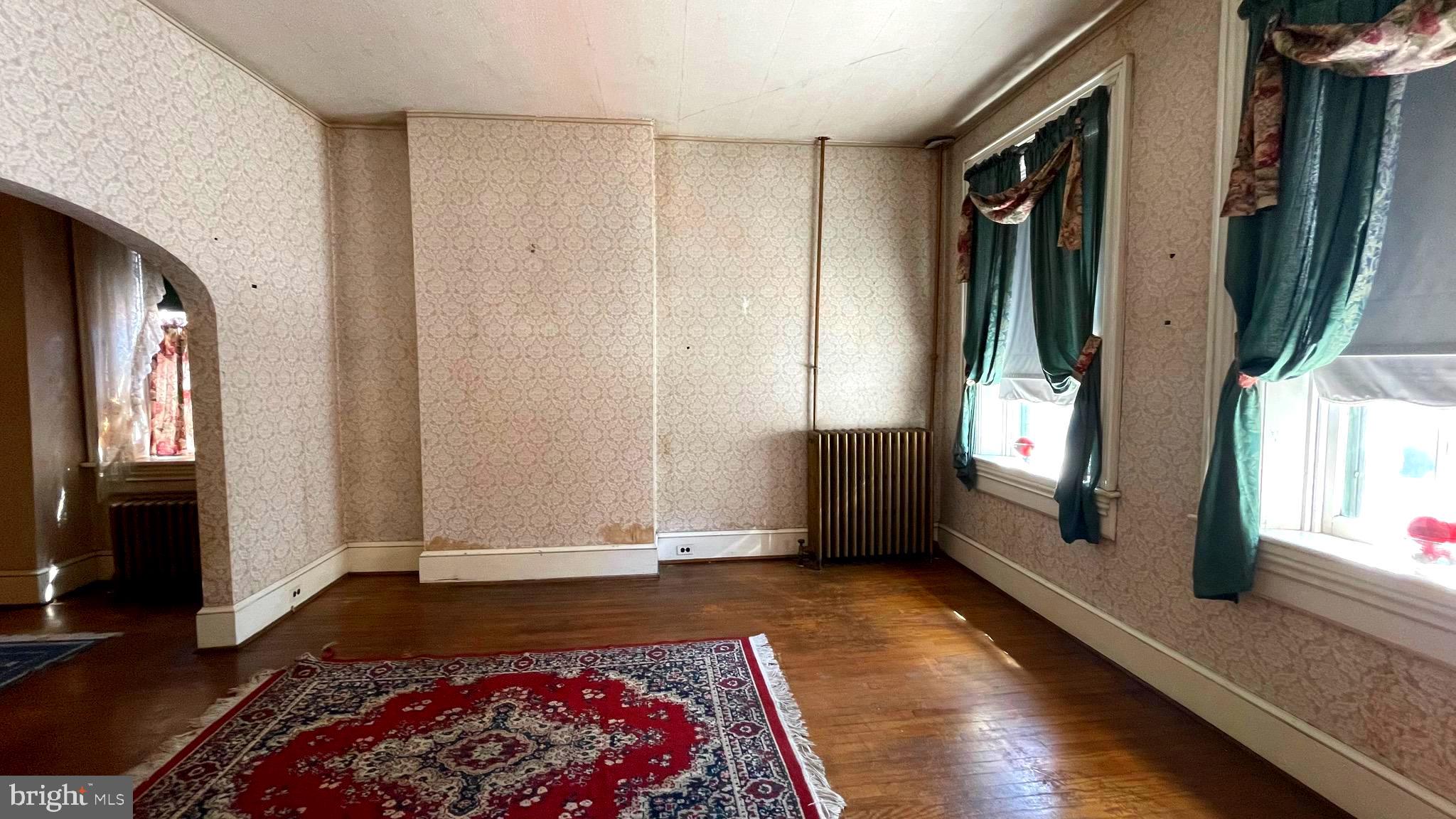 CITY OF MARTINSBURG - Commercial Sale