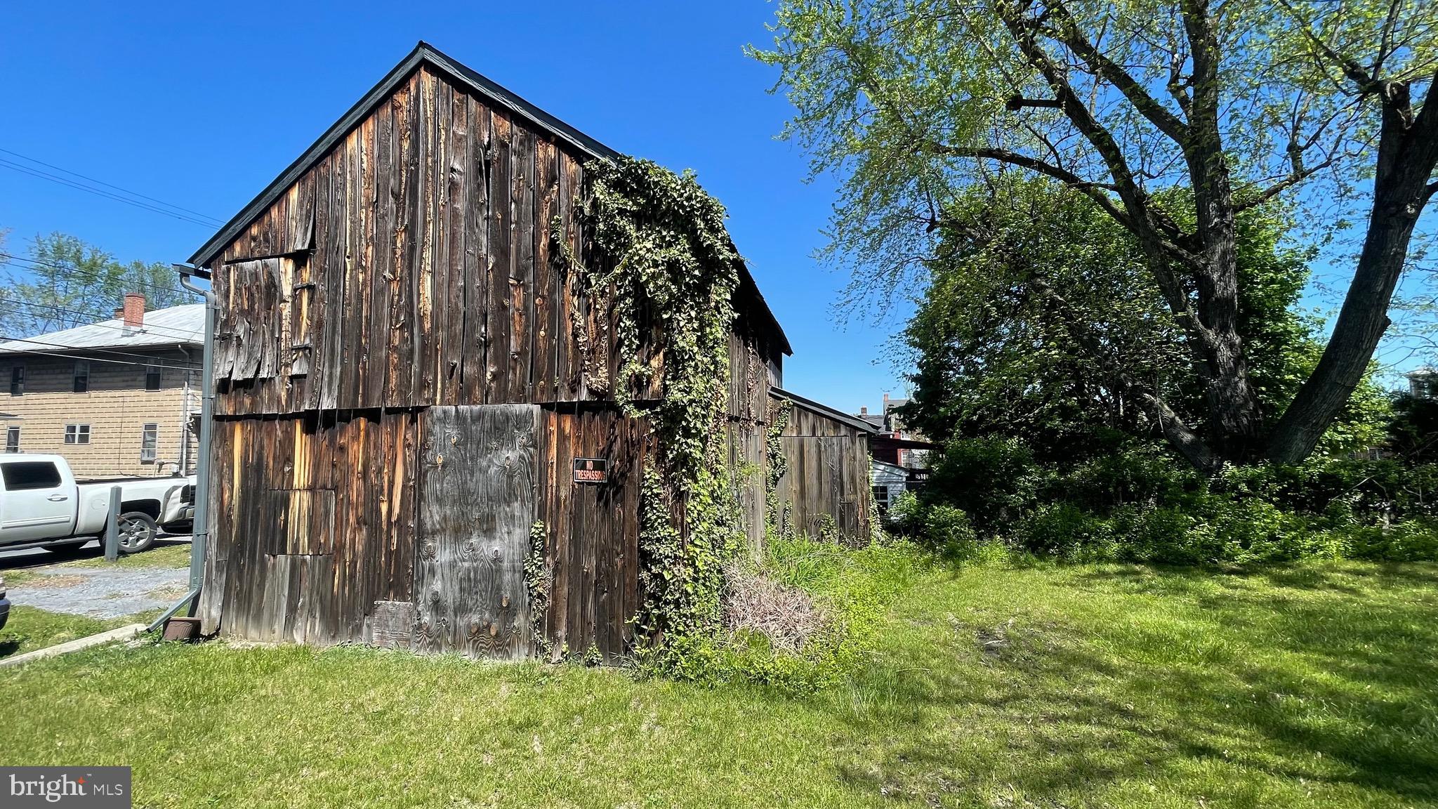 CITY OF MARTINSBURG - Commercial Sale