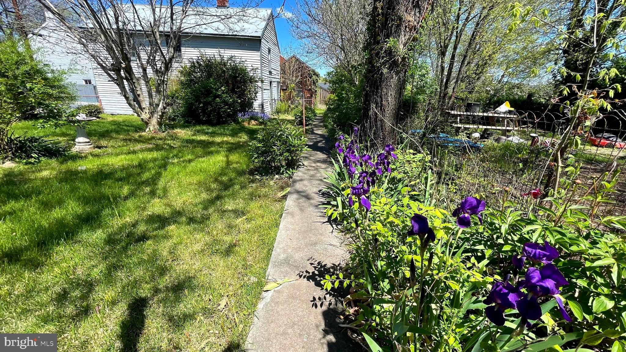 CITY OF MARTINSBURG - Commercial Sale