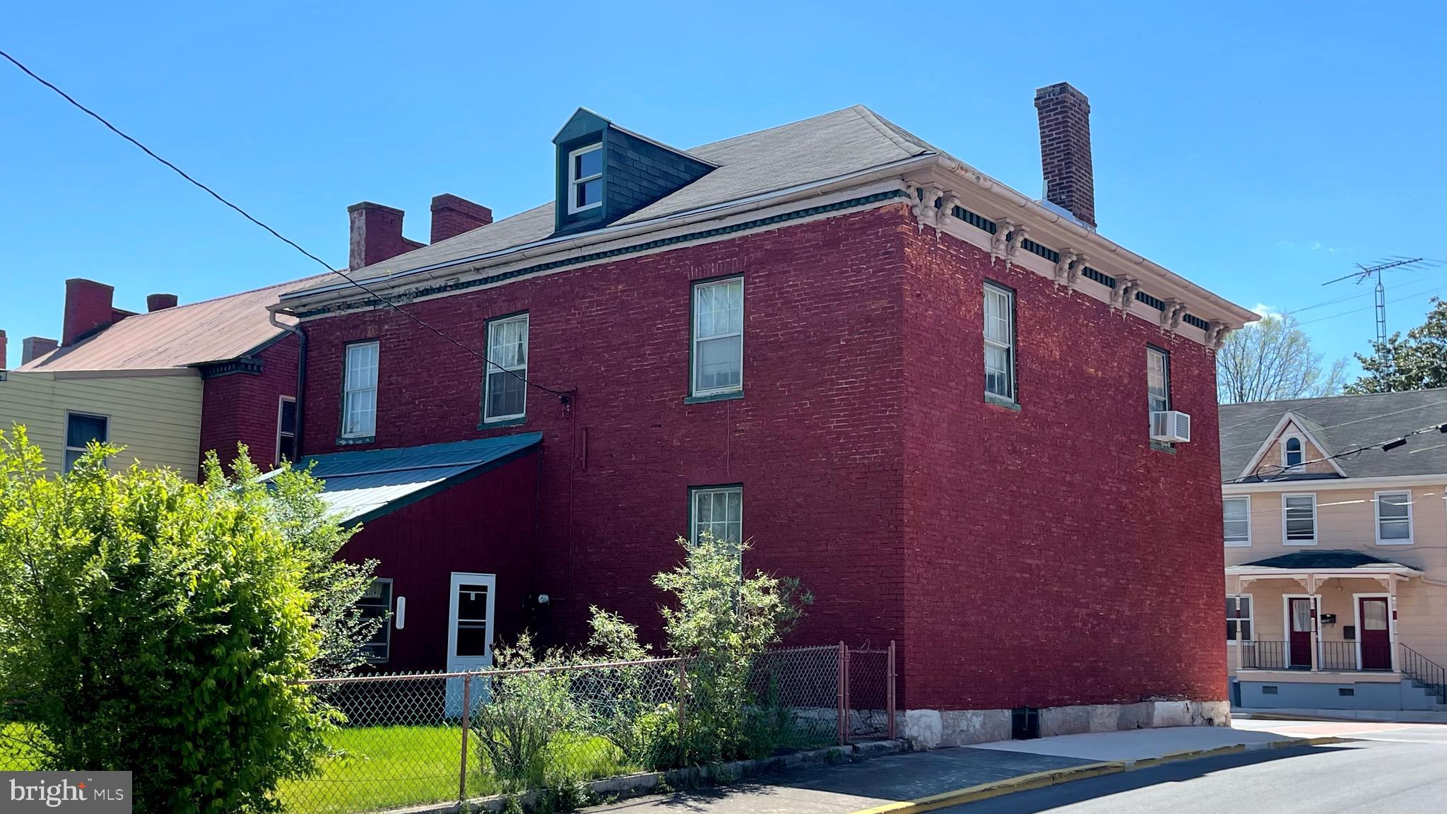 CITY OF MARTINSBURG - Commercial Sale