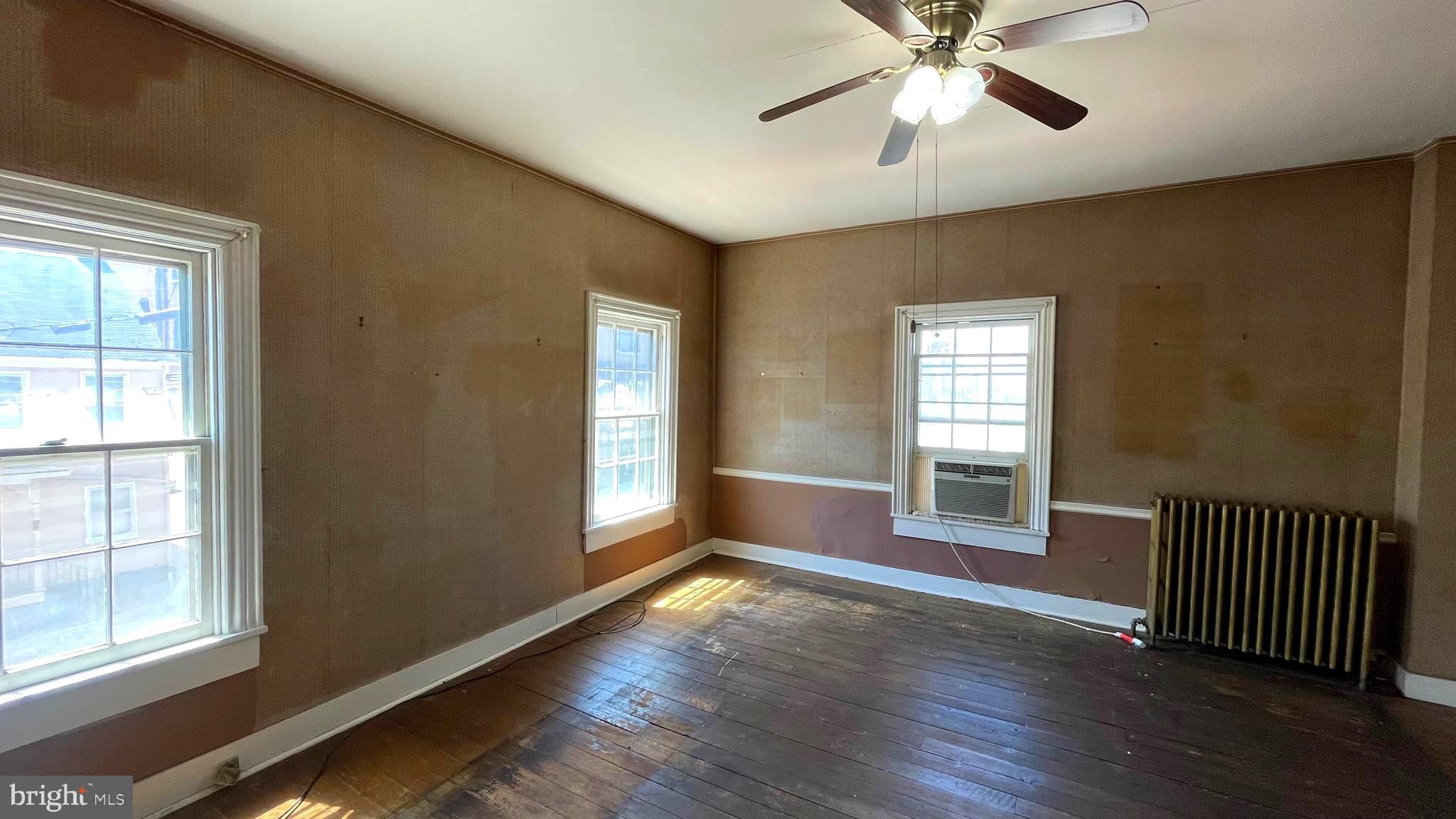 CITY OF MARTINSBURG - Commercial Sale