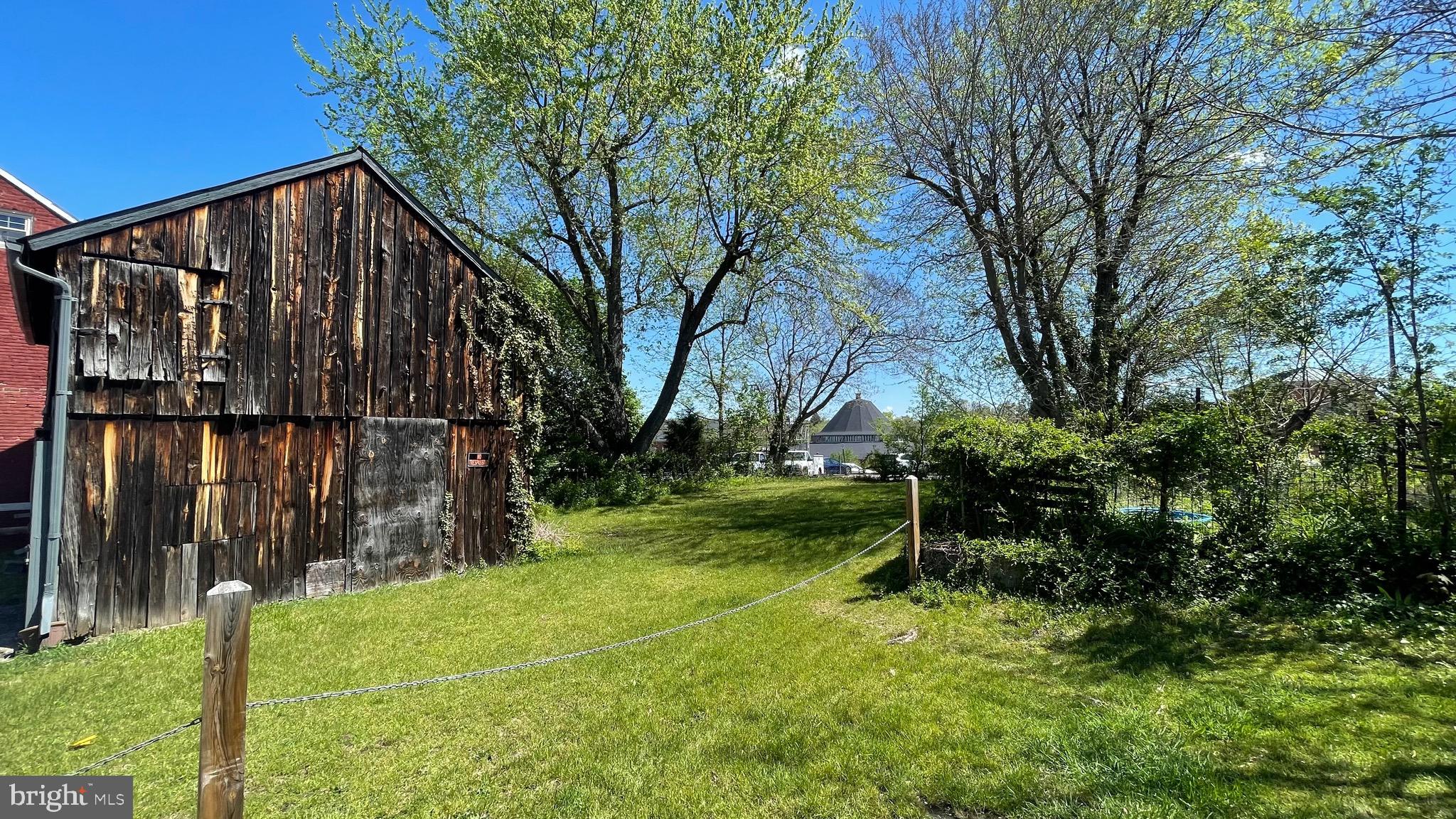 CITY OF MARTINSBURG - Commercial Sale