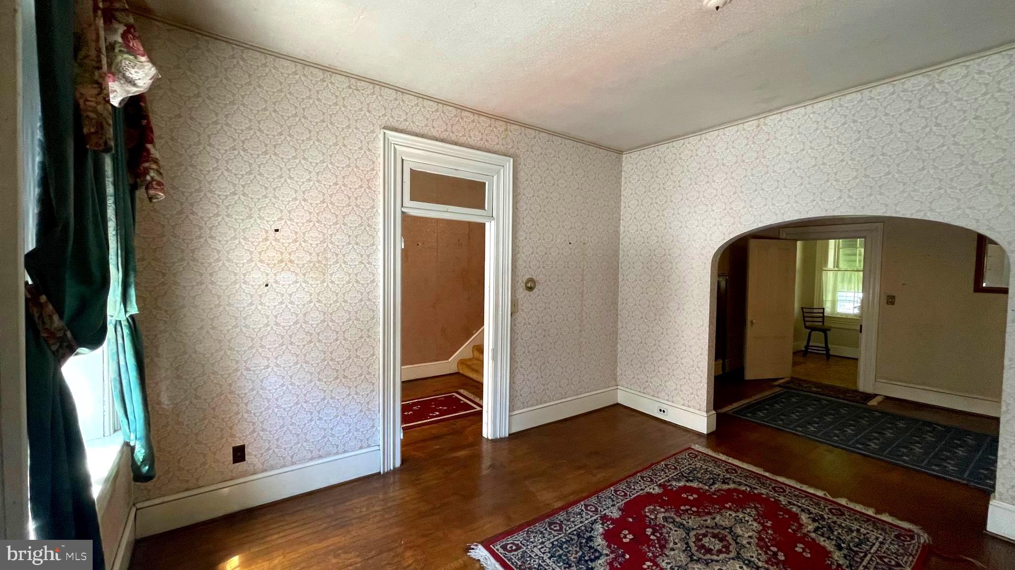 CITY OF MARTINSBURG - Commercial Sale