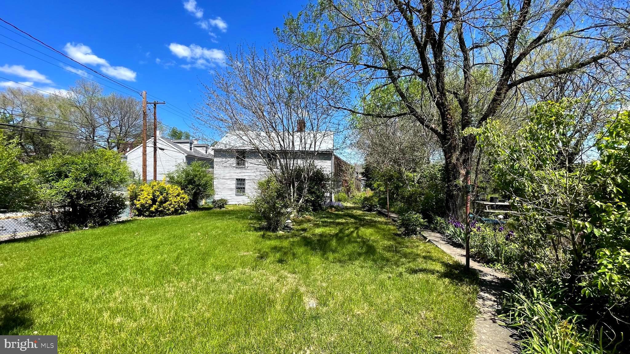 CITY OF MARTINSBURG - Commercial Sale