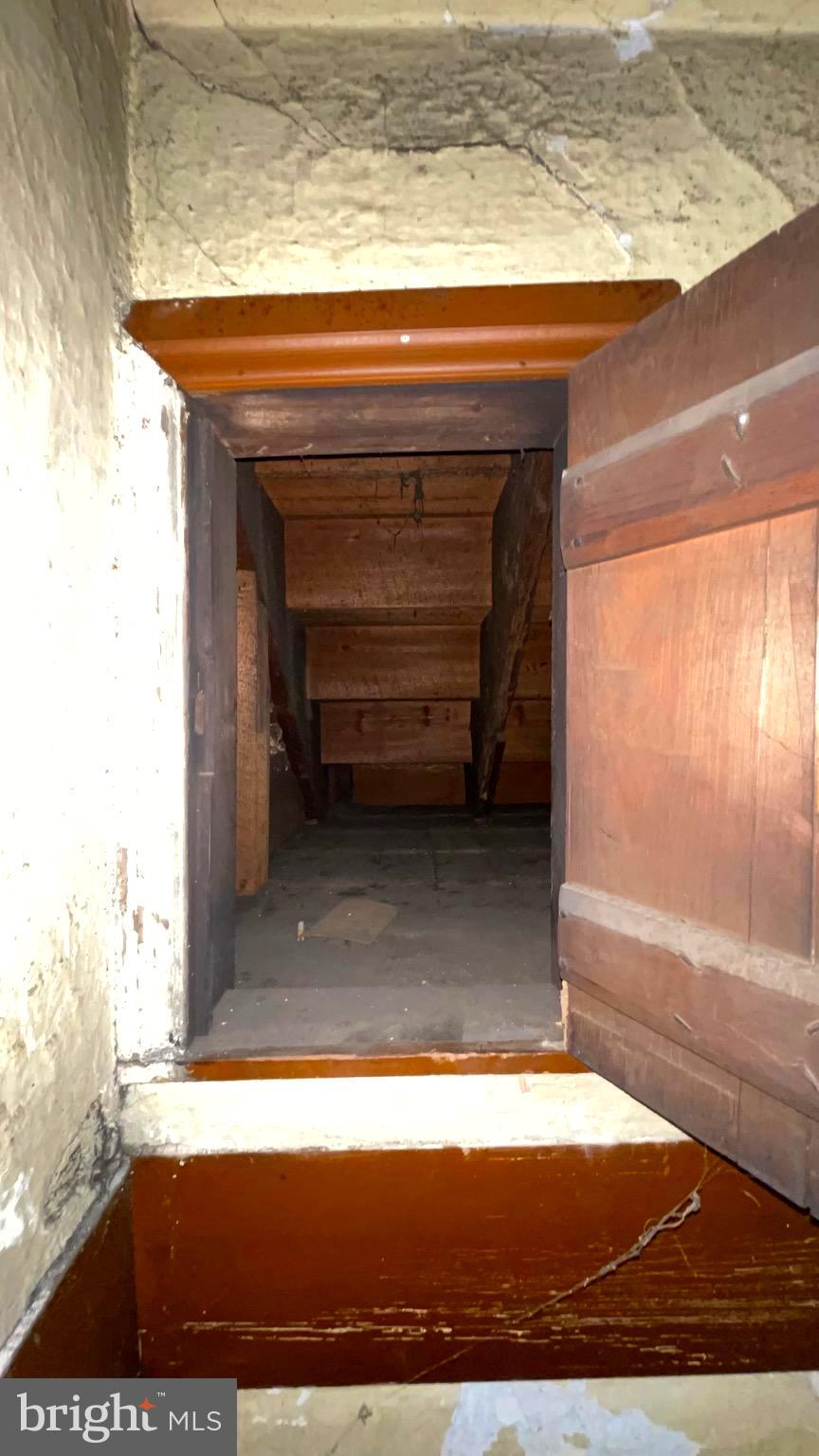 CITY OF MARTINSBURG - Commercial Sale