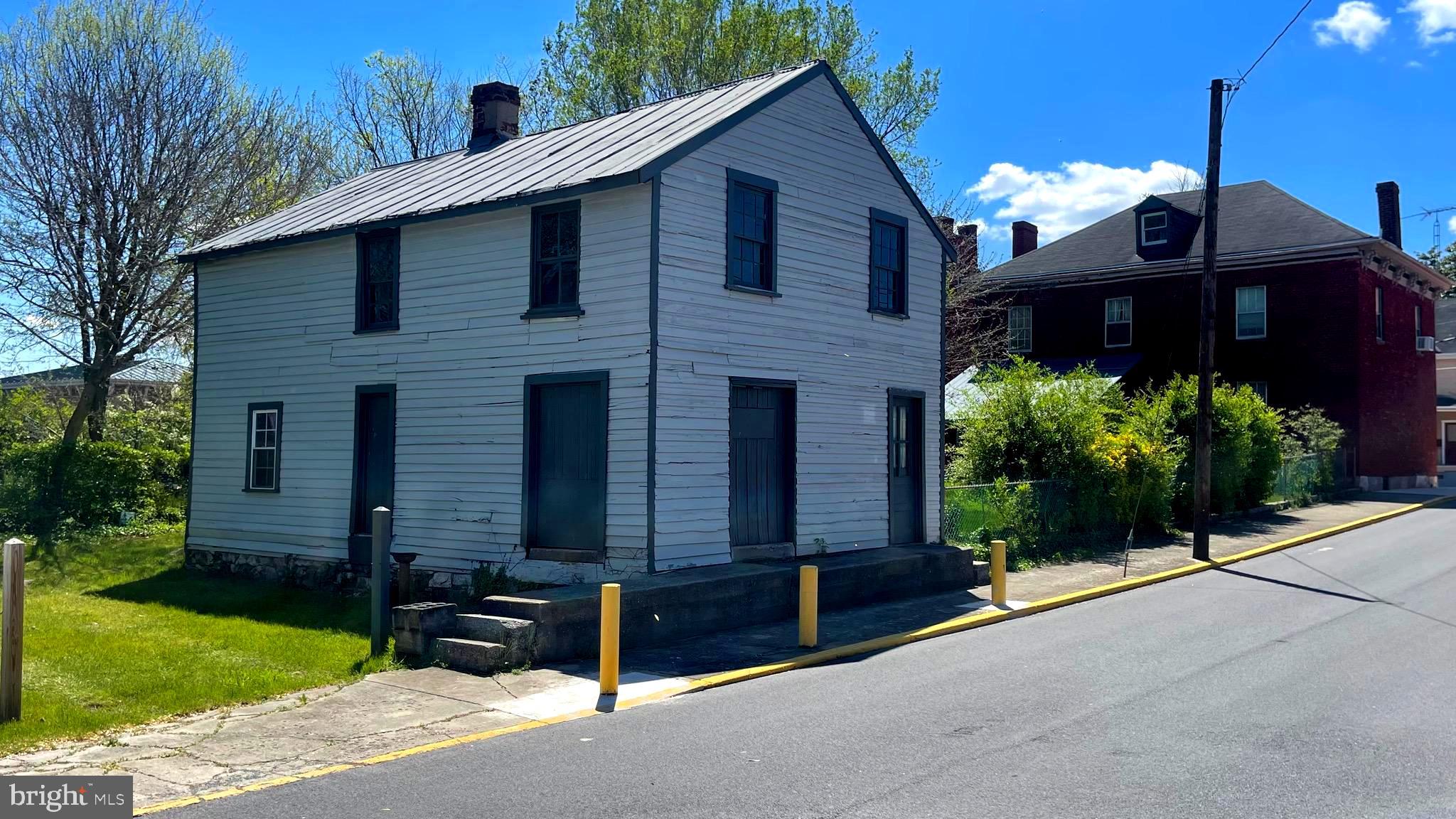 CITY OF MARTINSBURG - Commercial Sale